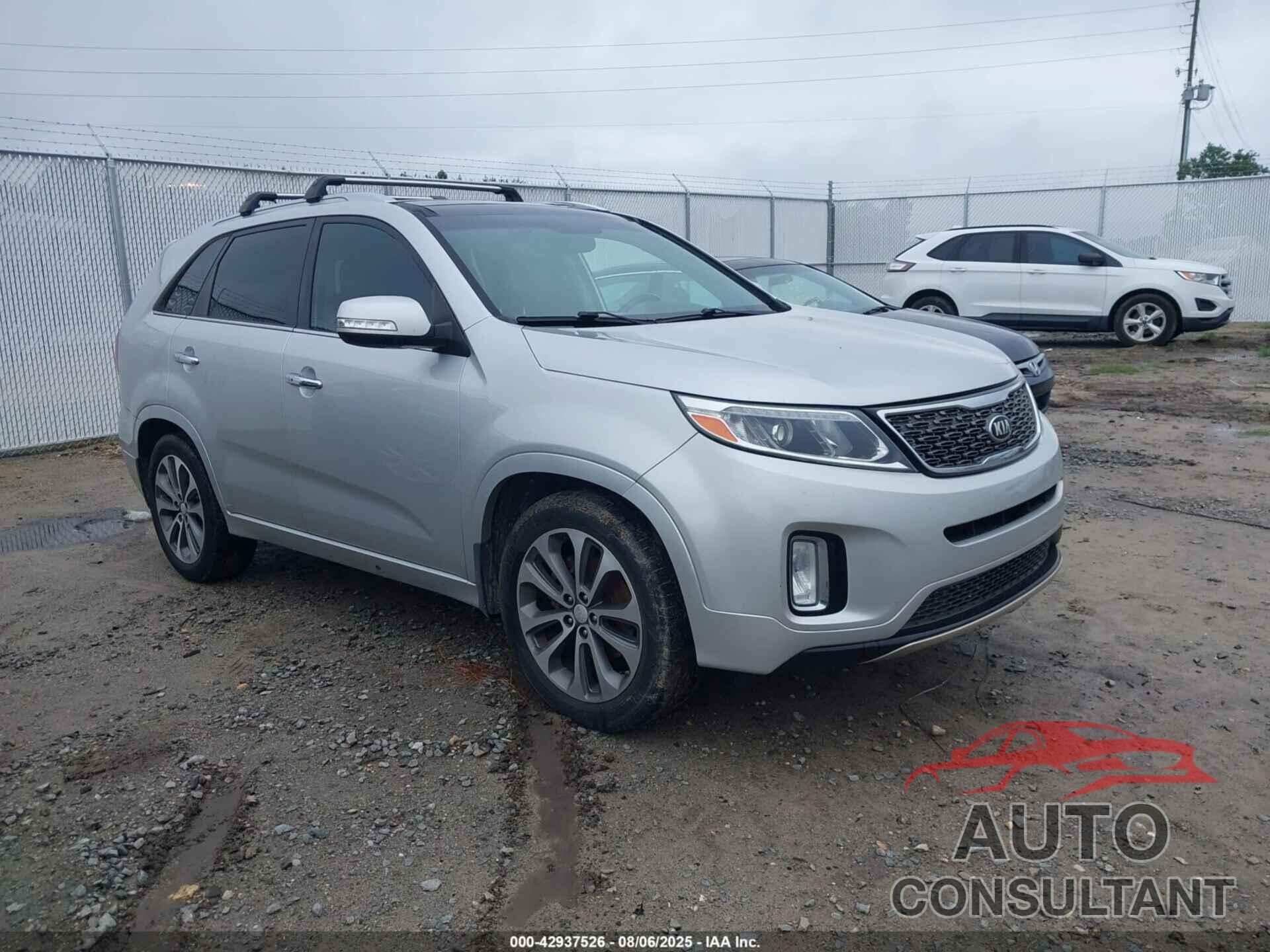 KIA SORENTO 2014 - 5XYKW4A77EG537573