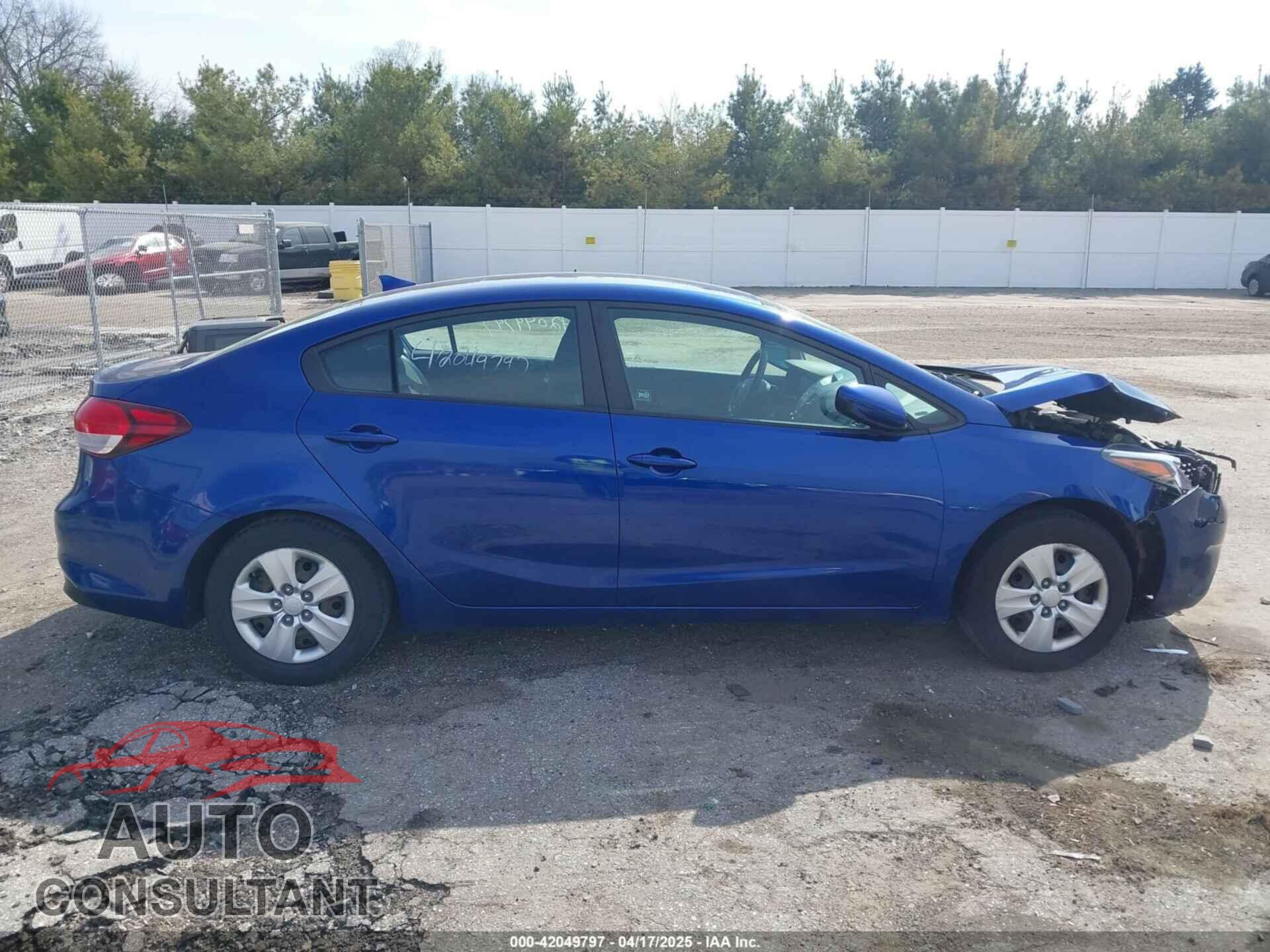 KIA FORTE 2017 - 3KPFL4A77HE108669
