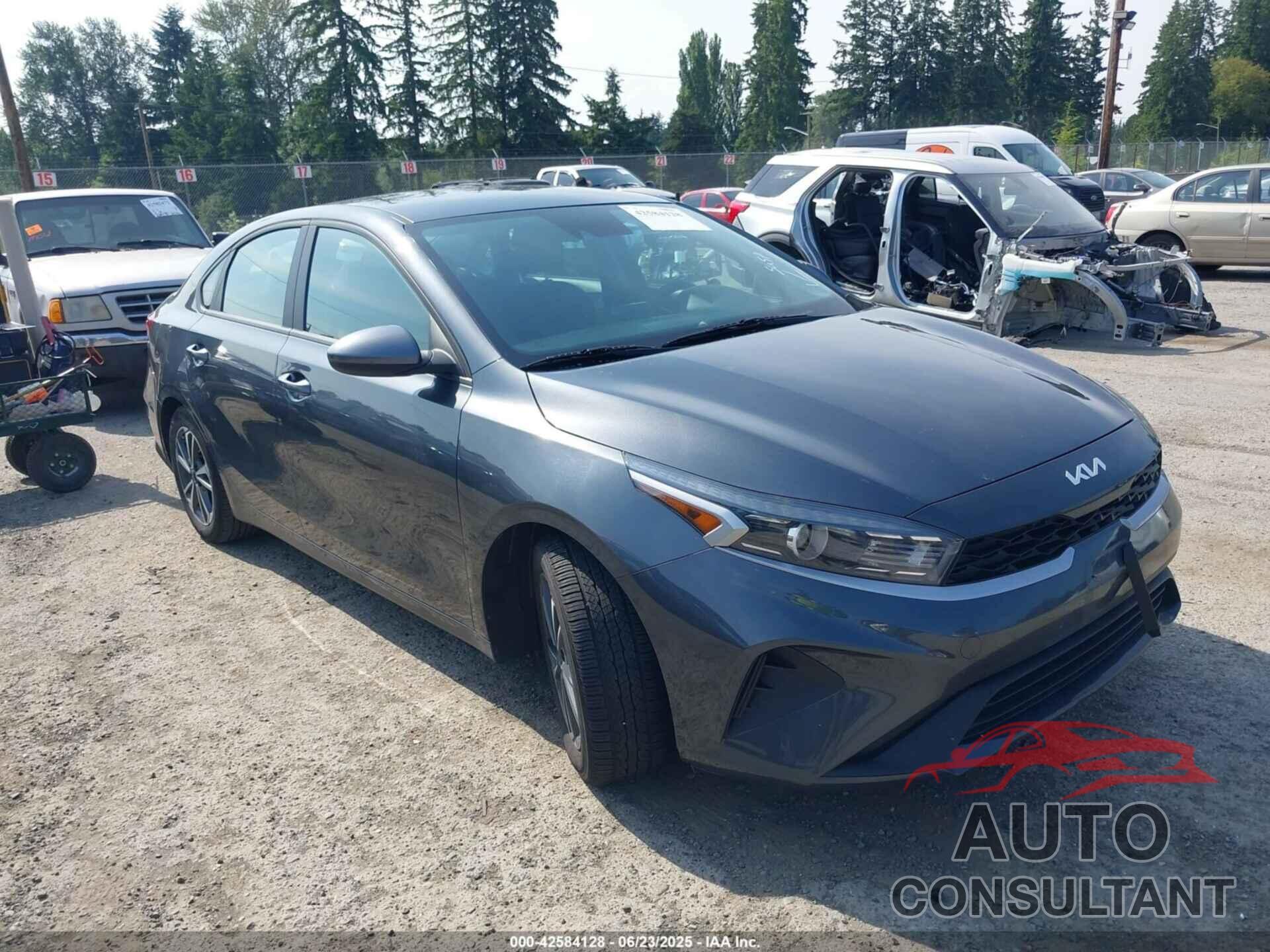 KIA FORTE 2023 - 3KPF24AD6PE645315