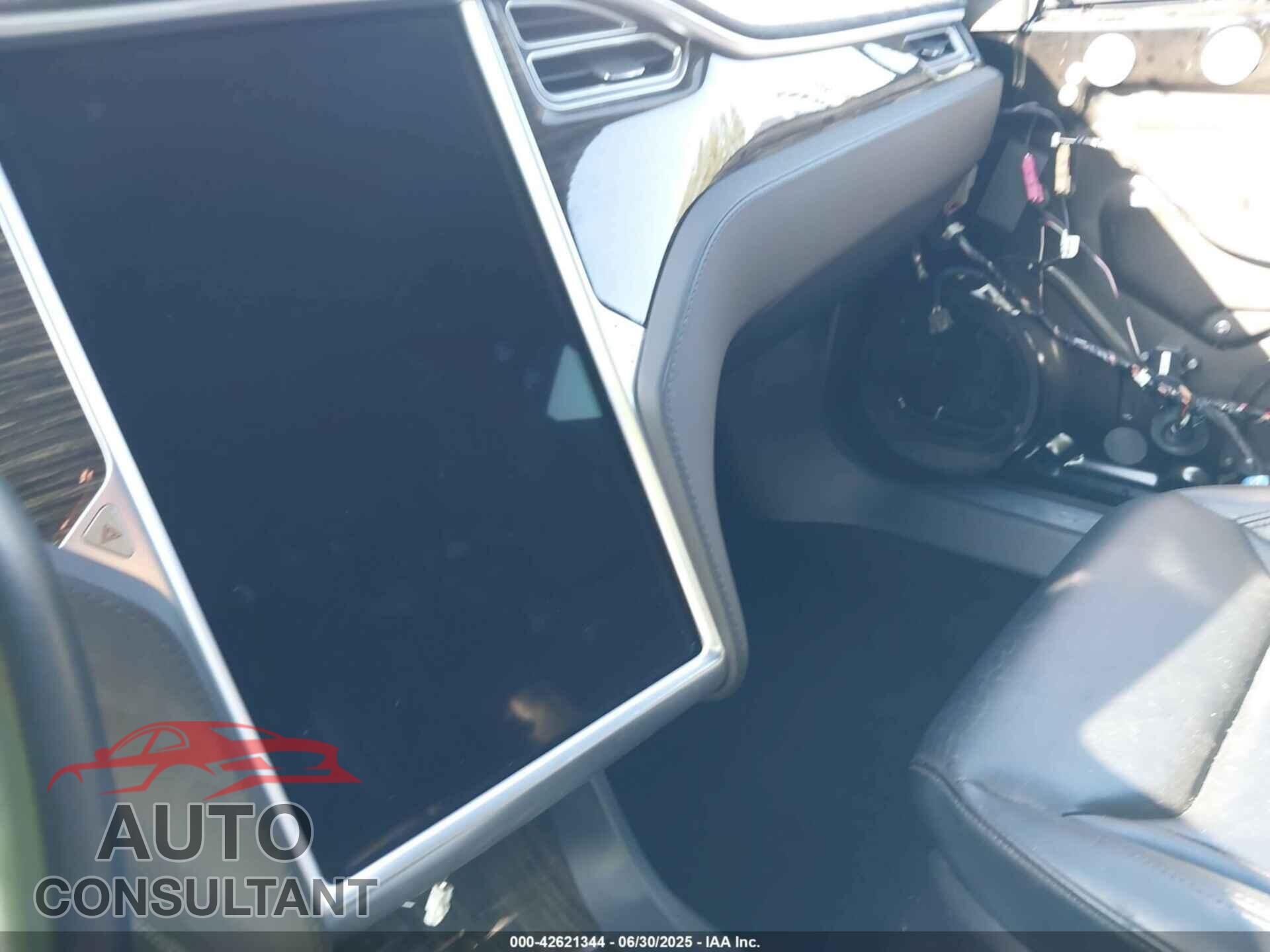 TESLA MODEL S 2014 - 5YJSA1H2XEFP67493