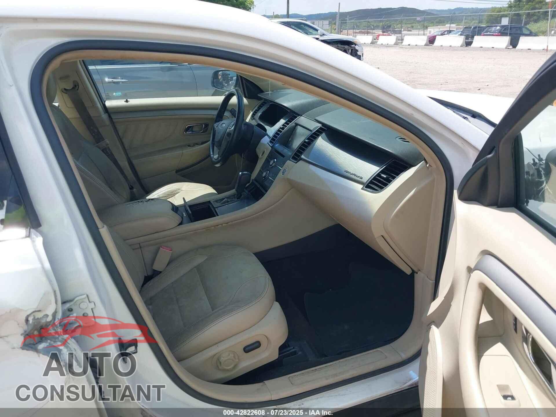 FORD TAURUS 2014 - 1FAHP2E87EG139331