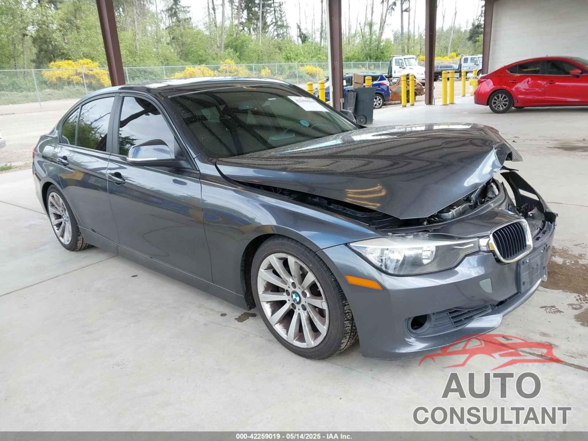 BMW 328I 2013 - WBA3C1G51DNN94132