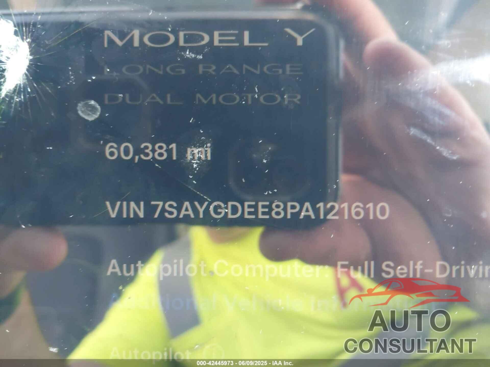 TESLA MODEL Y 2023 - 7SAYGDEE8PA121610