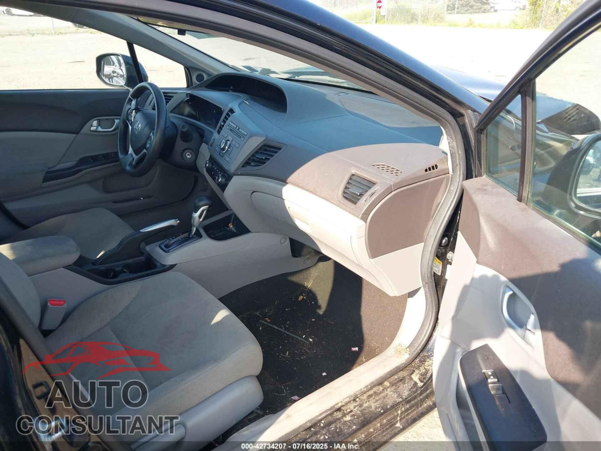 HONDA CIVIC 2012 - 2HGFB2F88CH508103
