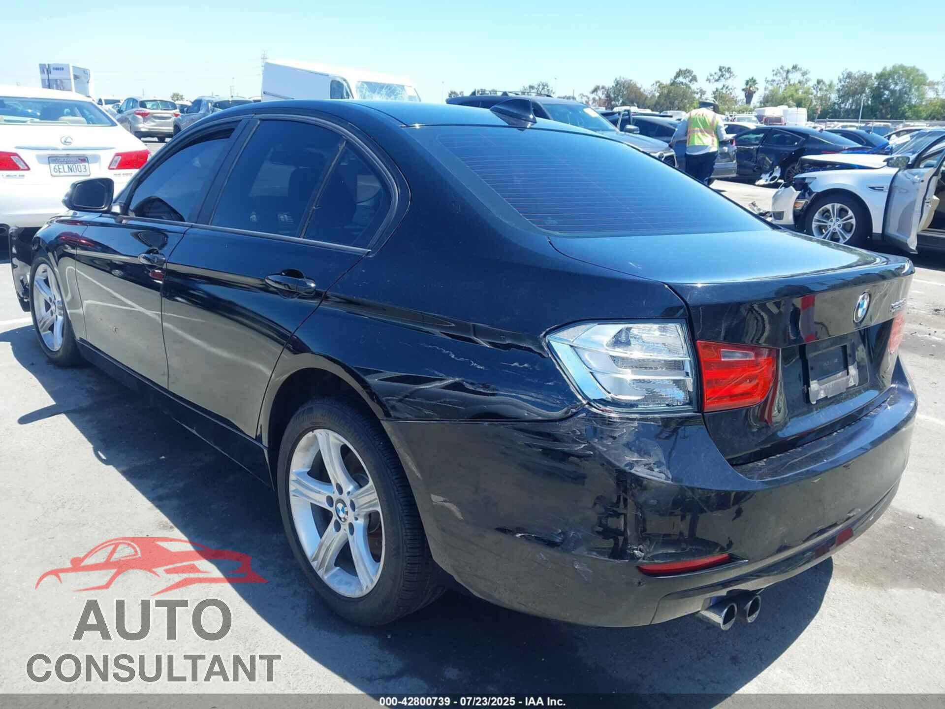 BMW 328I 2013 - WBA3C1G55DNR47584