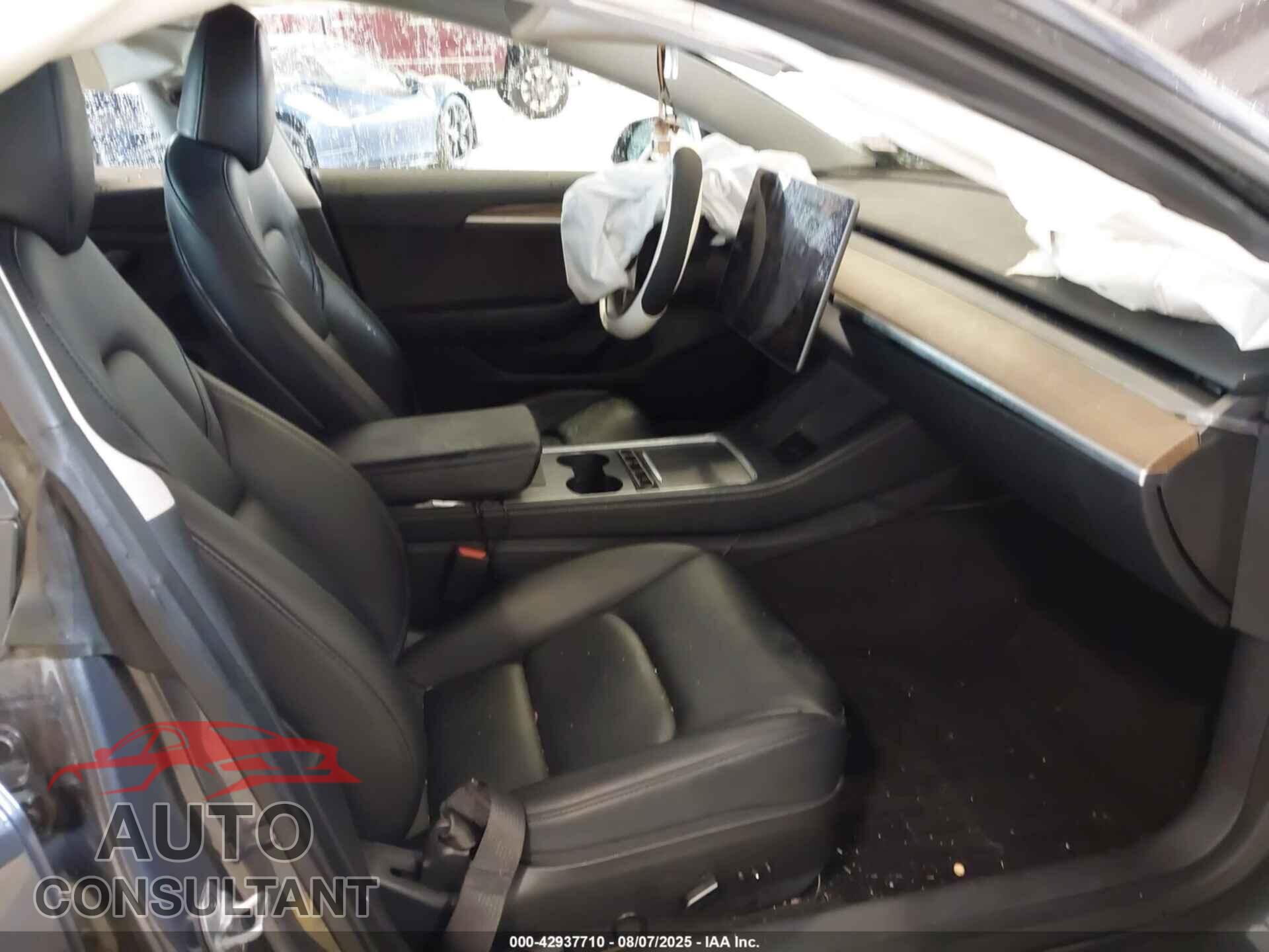 TESLA MODEL 3 2023 - 5YJ3E1EA8PF554601
