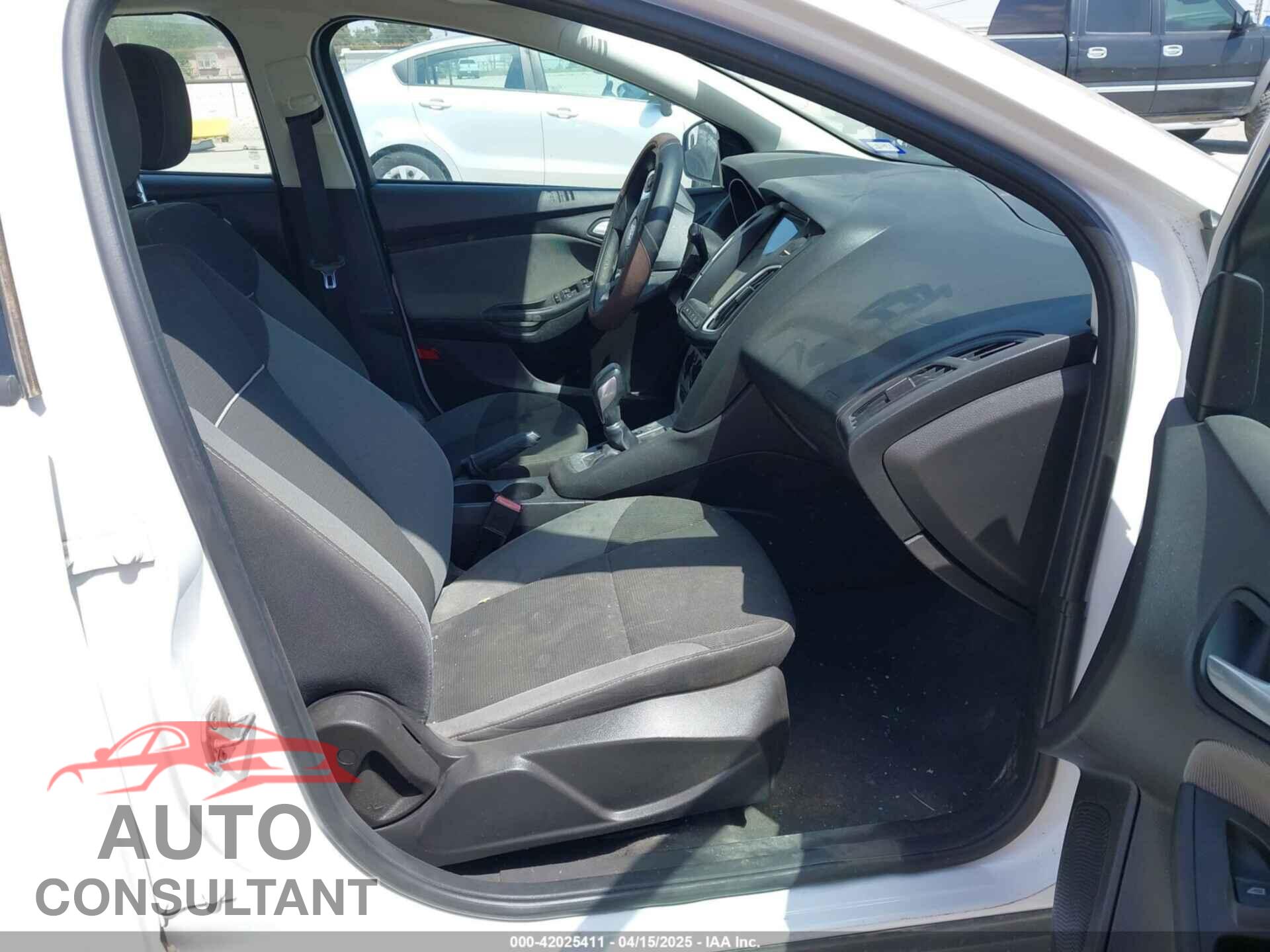 FORD FOCUS 2012 - 1FAHP3F25CL381667