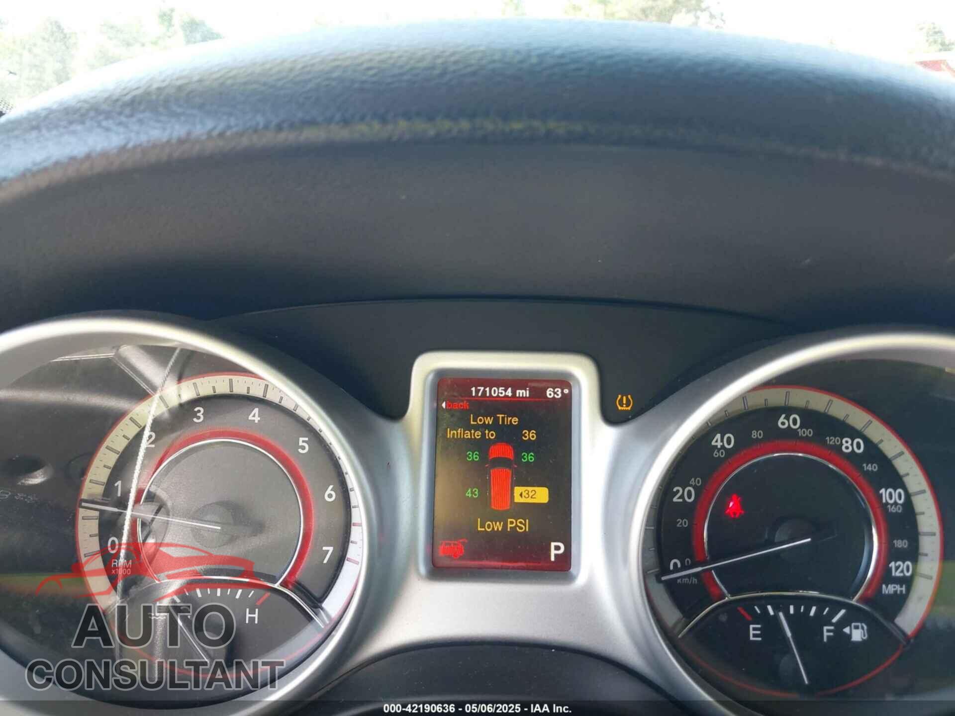 DODGE JOURNEY 2017 - 3C4PDCBG4HT563310