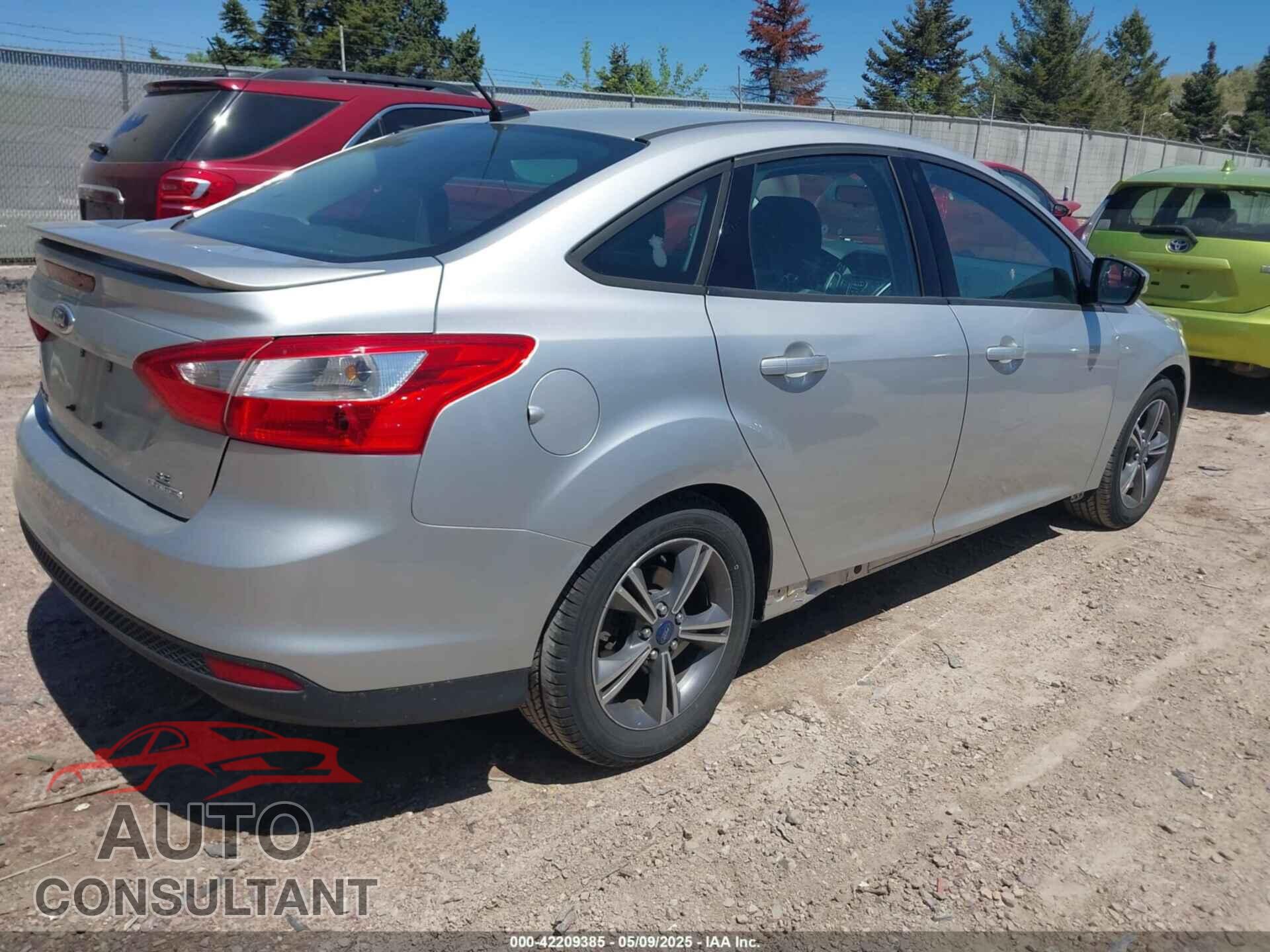 FORD FOCUS 2014 - 1FADP3F21EL360767