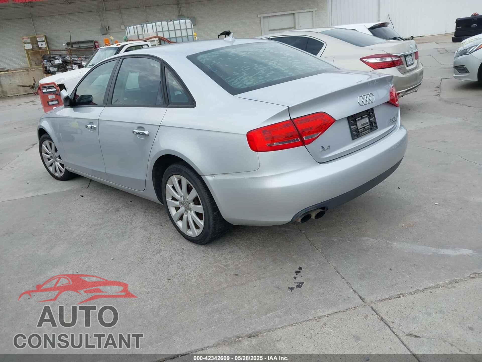 AUDI A4 2012 - WAUBFAFL3CA024304