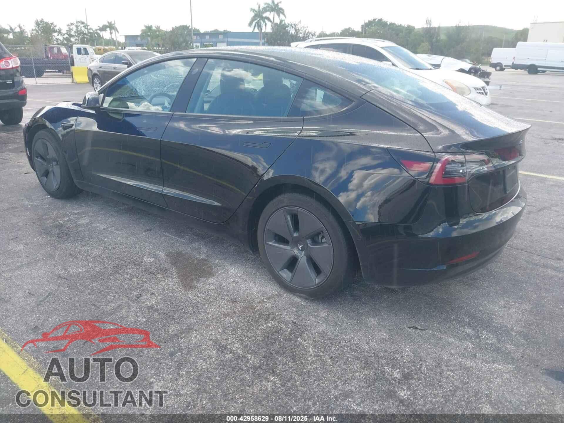 TESLA MODEL 3 2022 - 5YJ3E1EA7NF351891