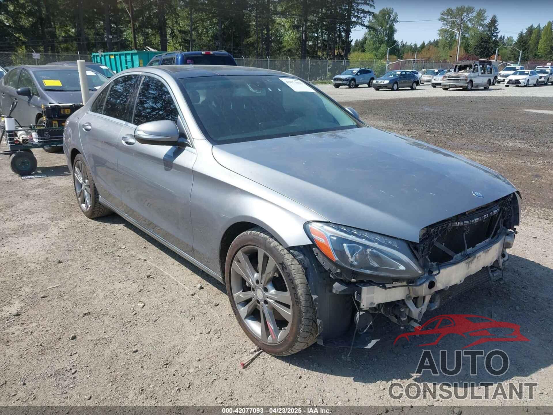 MERCEDES-BENZ C 300 2015 - 55SWF4KB5FU016556