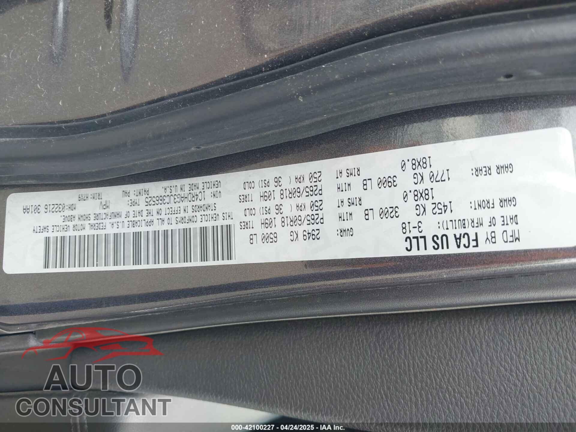 DODGE DURANGO 2018 - 1C4RDHAG3JC366525