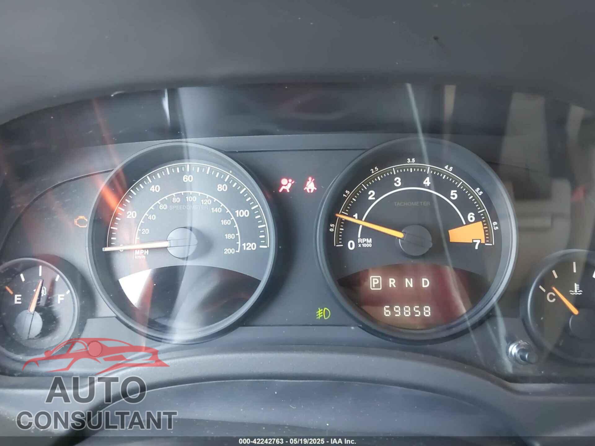 JEEP COMPASS 2016 - 1C4NJCBA8GD641300