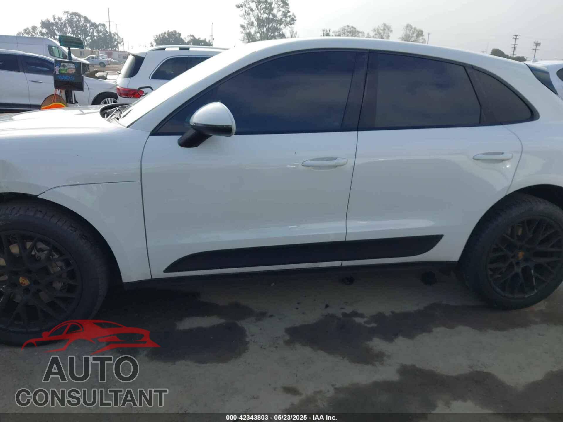 PORSCHE MACAN 2017 - WP1AB2A57HLB18303