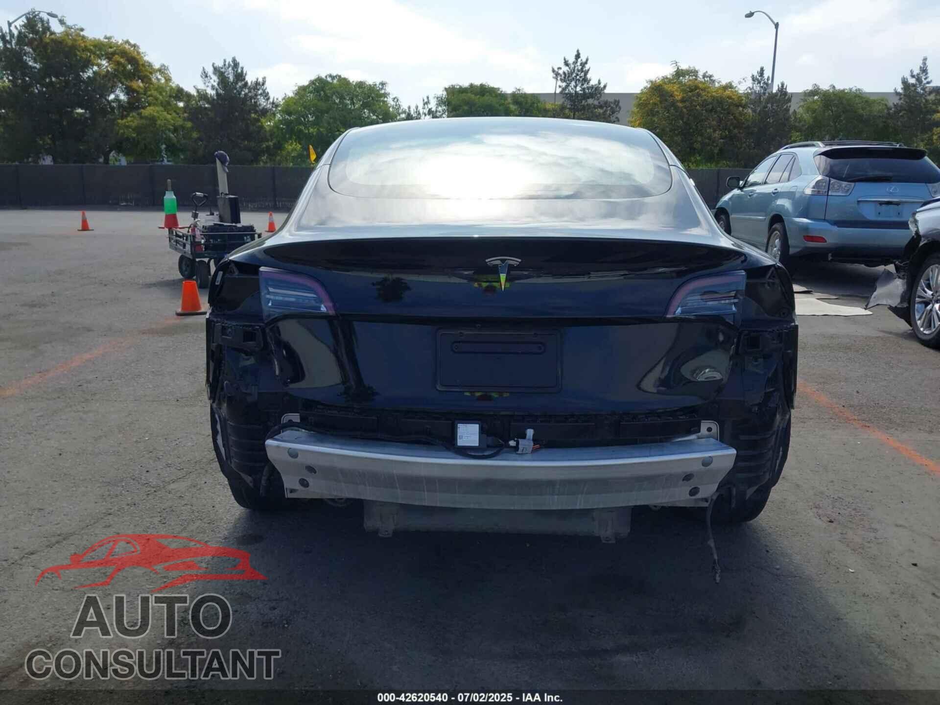 TESLA MODEL 3 2020 - 5YJ3E1EA8LF798923