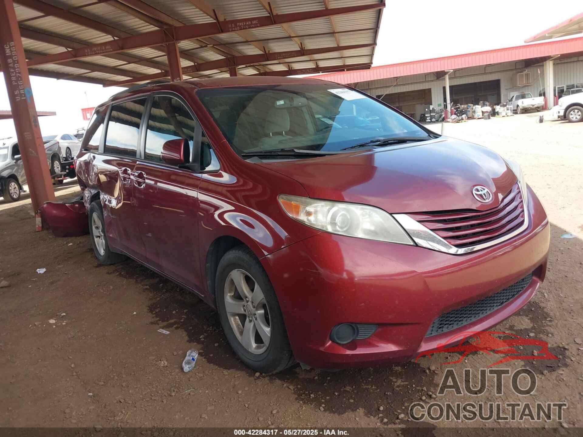 TOYOTA SIENNA 2017 - 5TDKZ3DCXHS819305