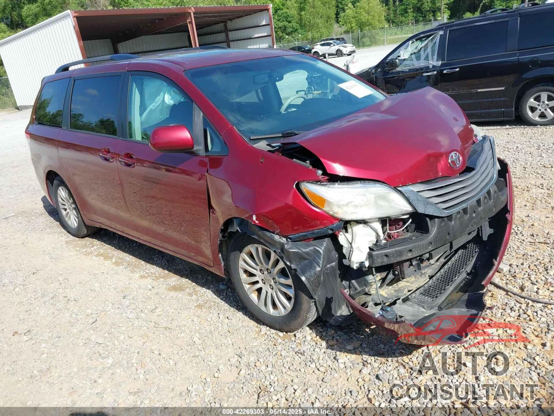 TOYOTA SIENNA 2011 - 5TDYK3DCXBS140141