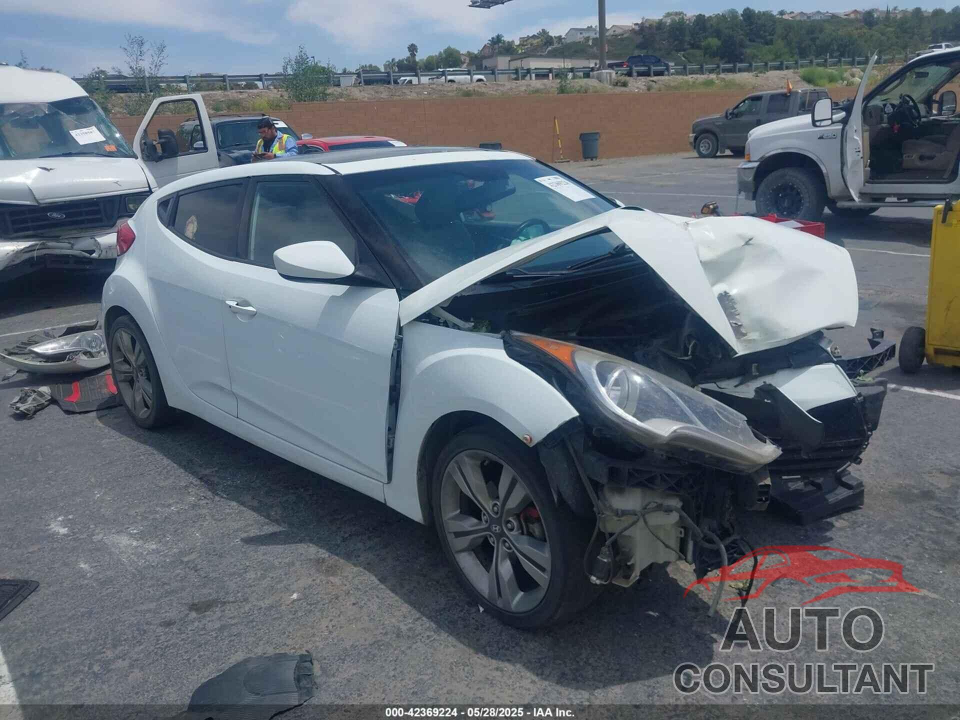HYUNDAI VELOSTER 2013 - KMHTC6ADXDU100979