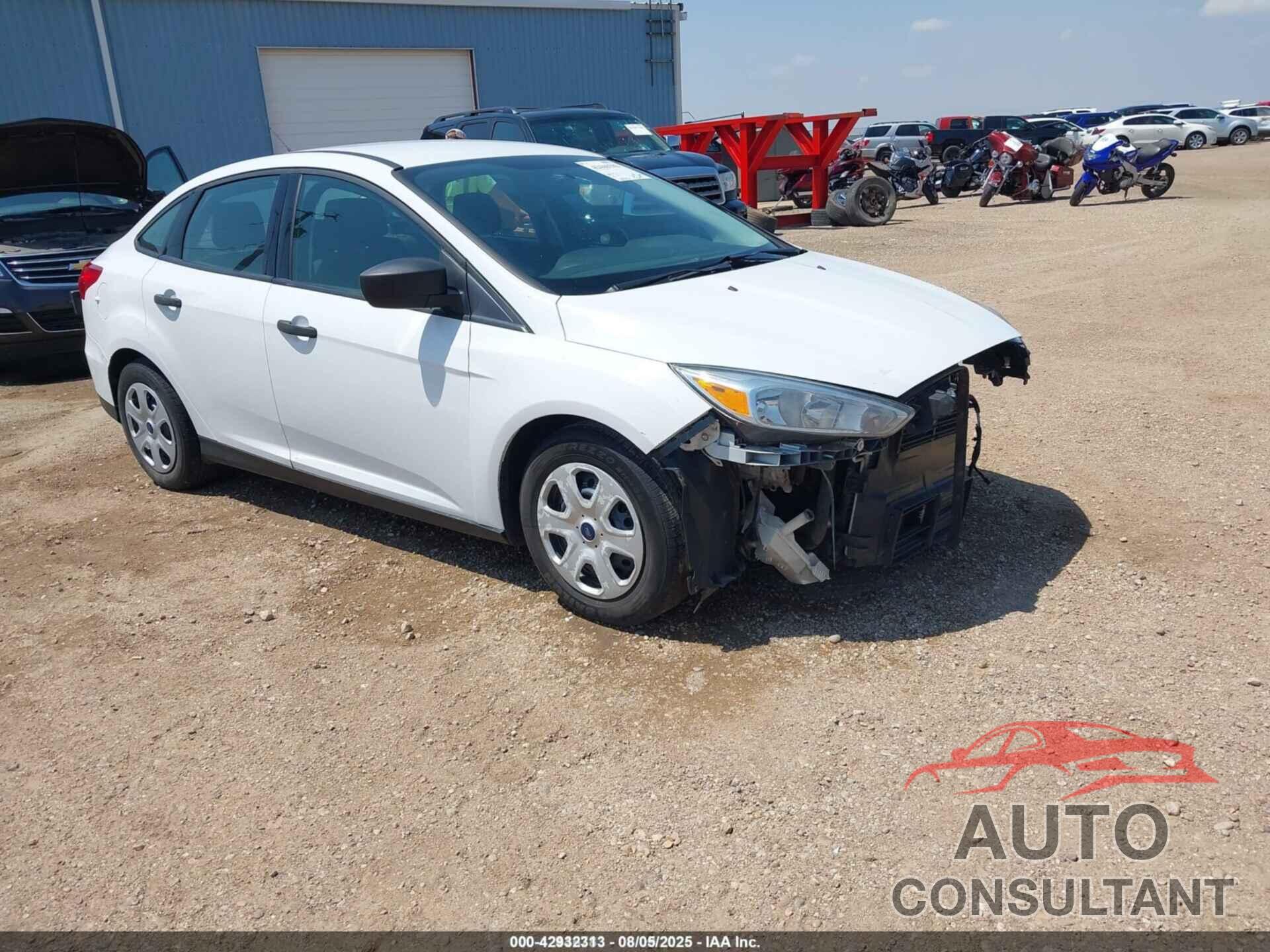 FORD FOCUS 2016 - 1FADP3E24GL372254