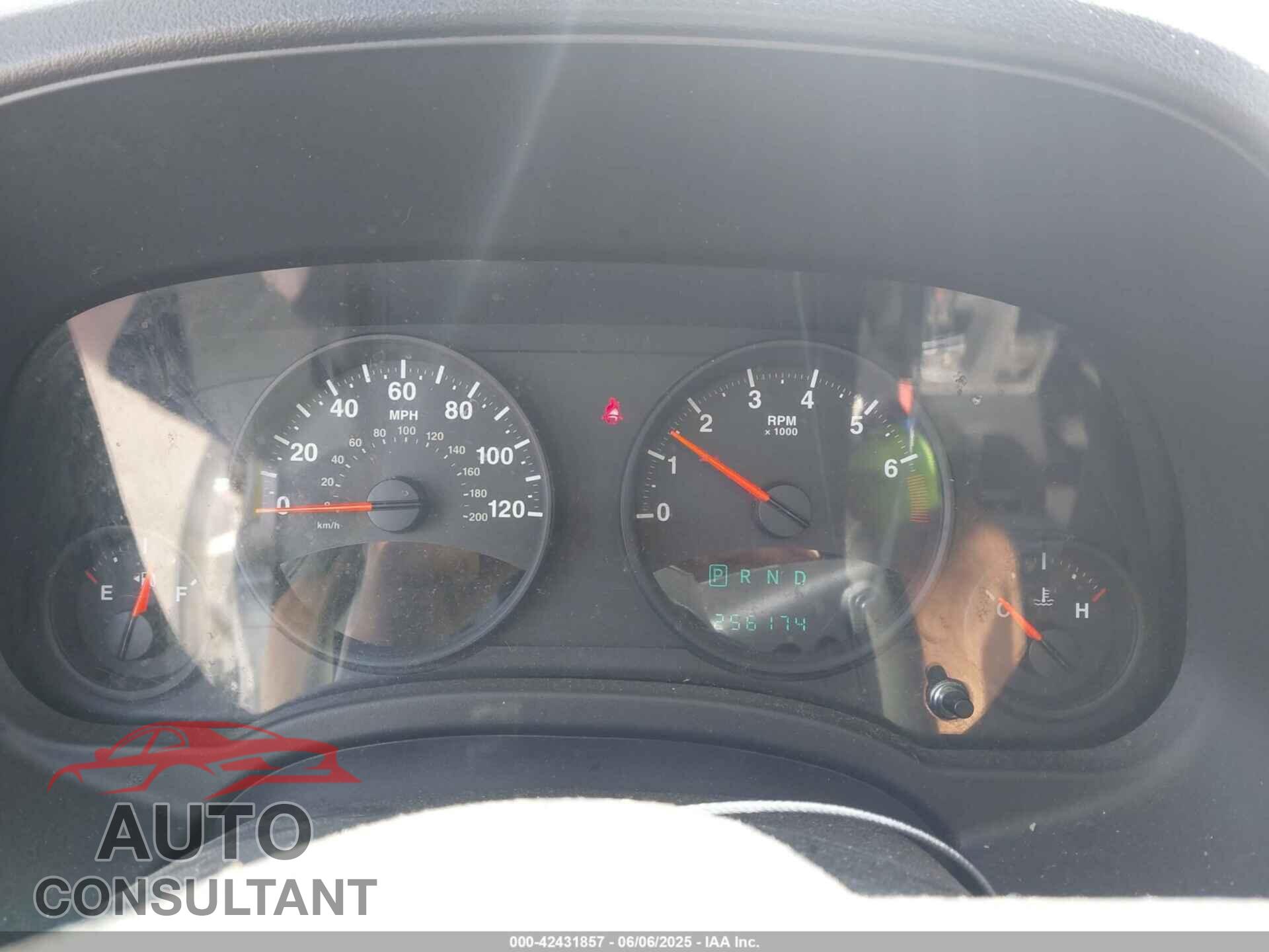 JEEP COMPASS 2011 - 1J4NF1FB3BD211007