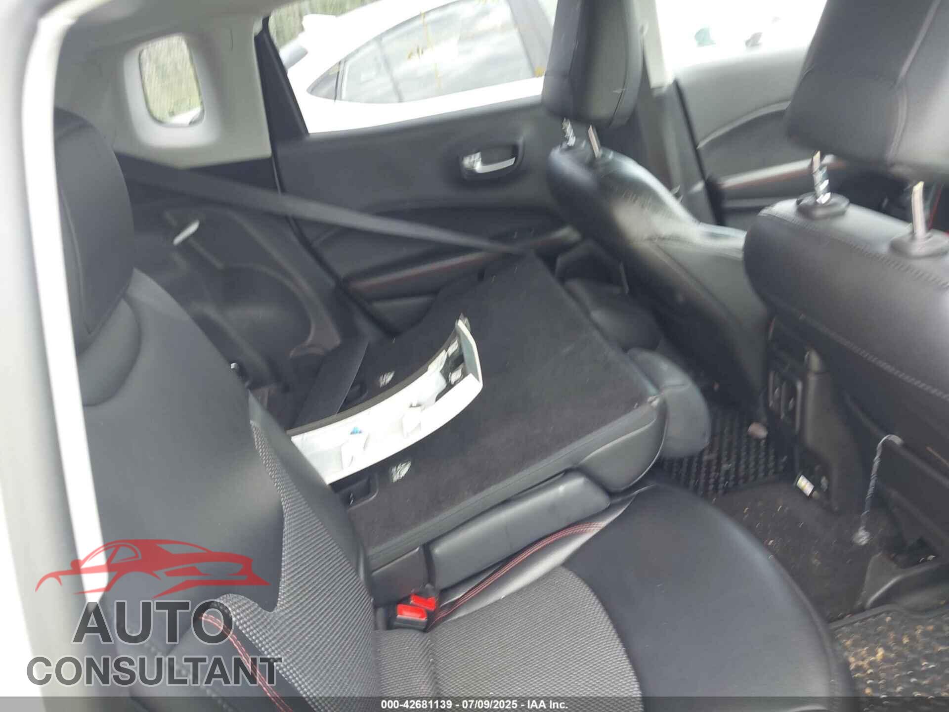 JEEP COMPASS 2019 - 3C4NJDDB3KT760631