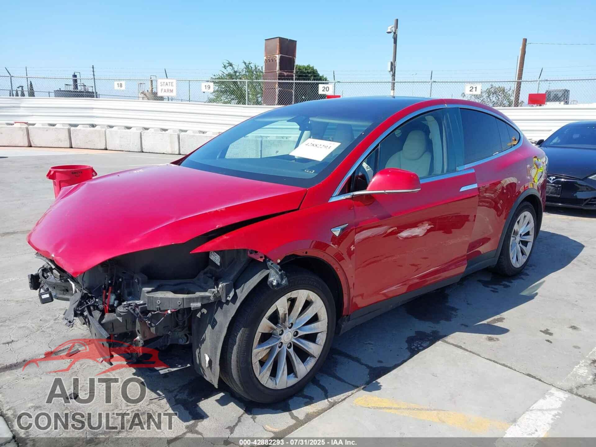 TESLA MODEL X 2018 - 5YJXCBE21JF118962