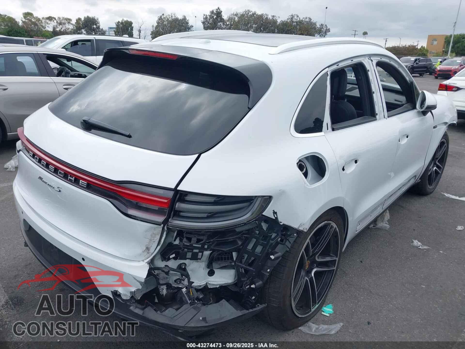PORSCHE MACAN 2021 - WP1AB2A55MLB32131