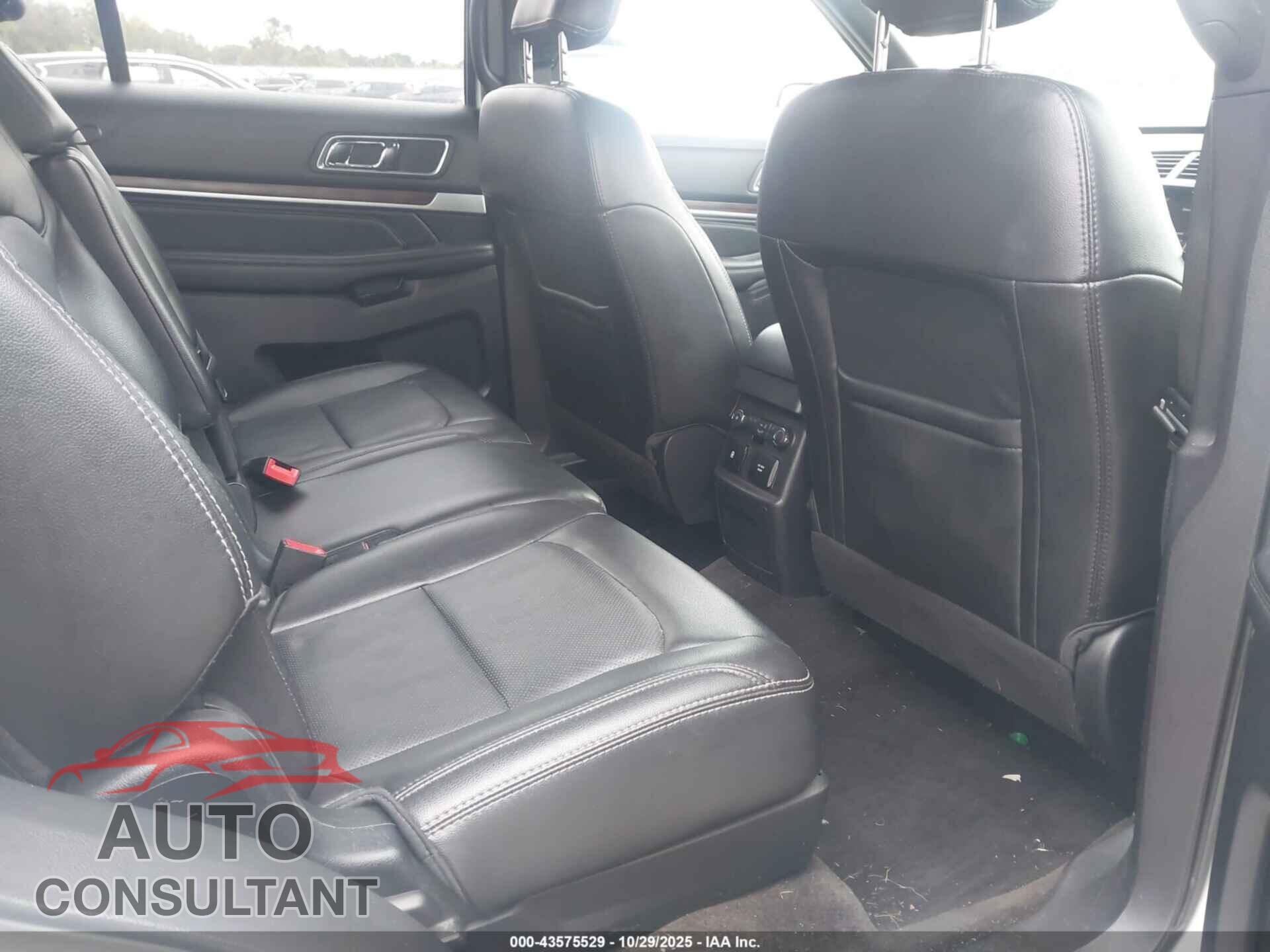 FORD EXPLORER 2018 - 1FM5K7F81JGB63184