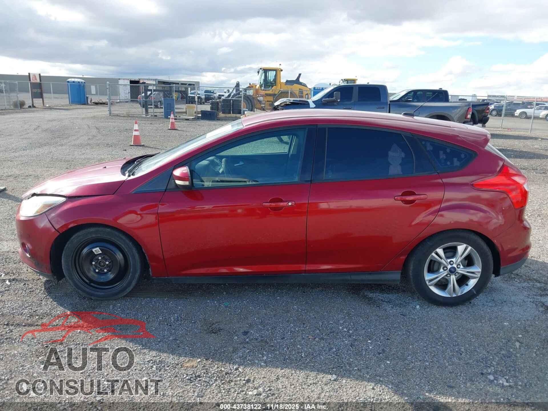 FORD FOCUS 2013 - 1FADP3K26DL313660