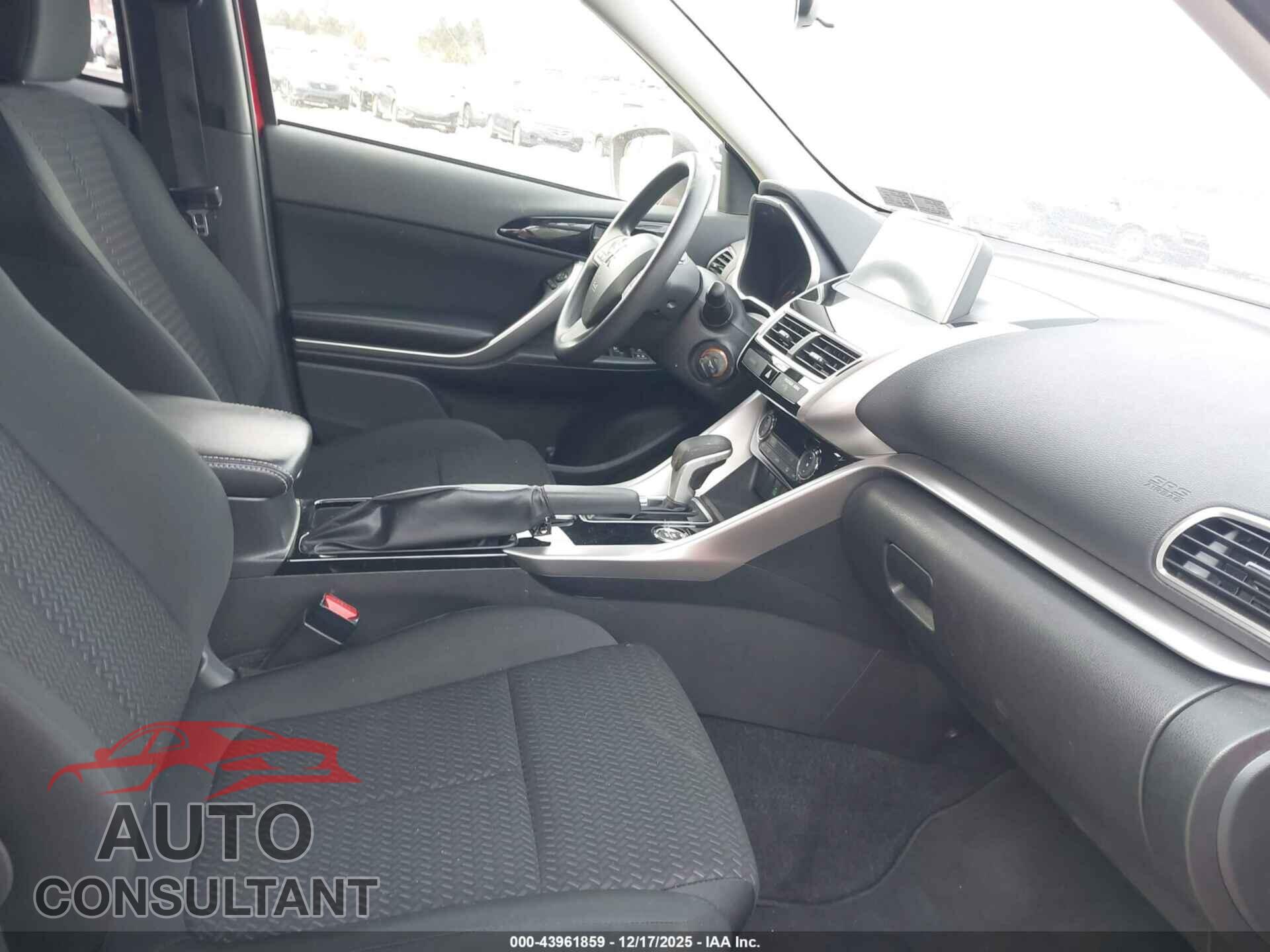 MITSUBISHI ECLIPSE CROSS 2018 - JA4AT4AA8JZ060965