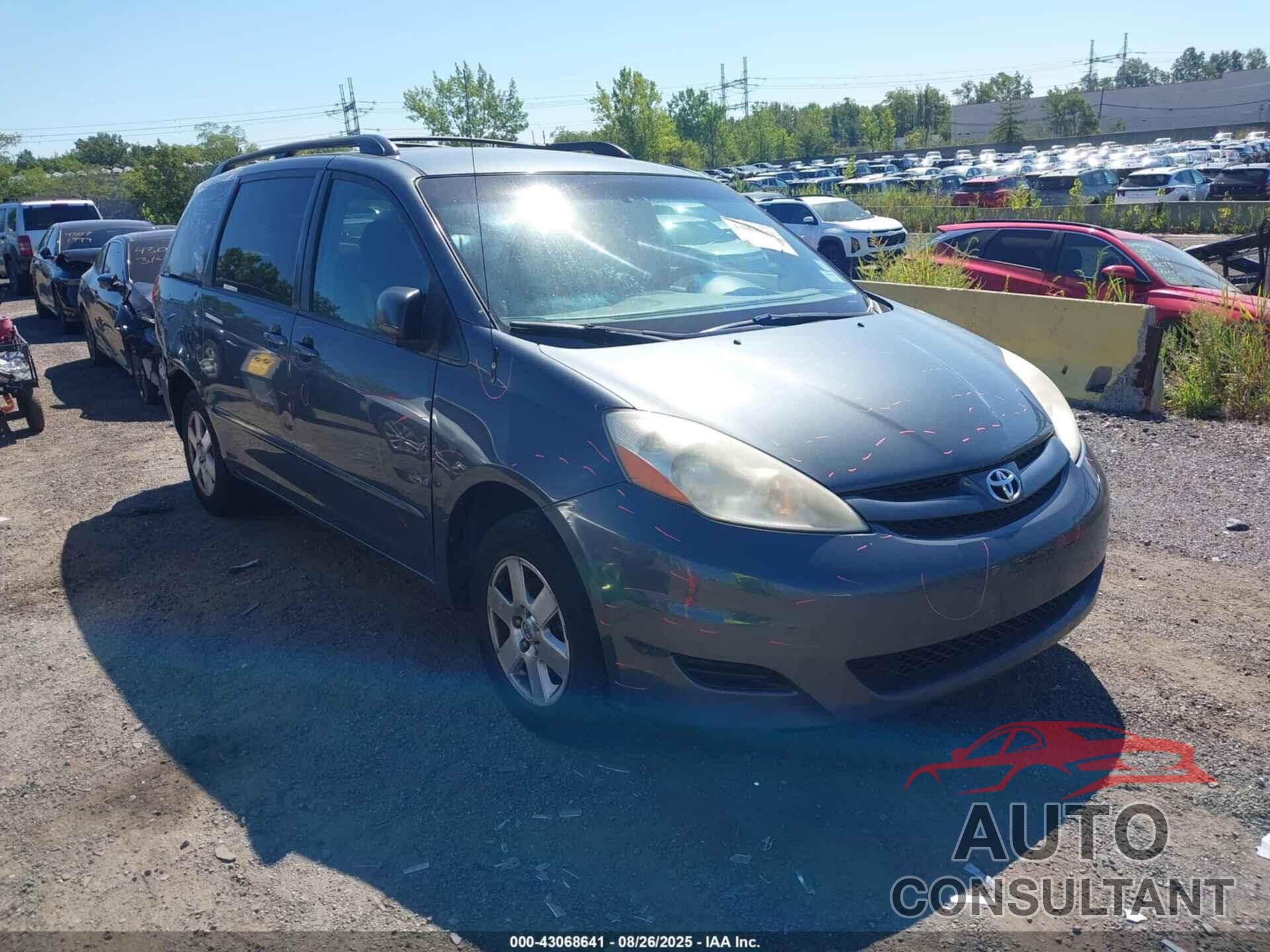 TOYOTA SIENNA 2010 - 5TDKK4CC5AS315259
