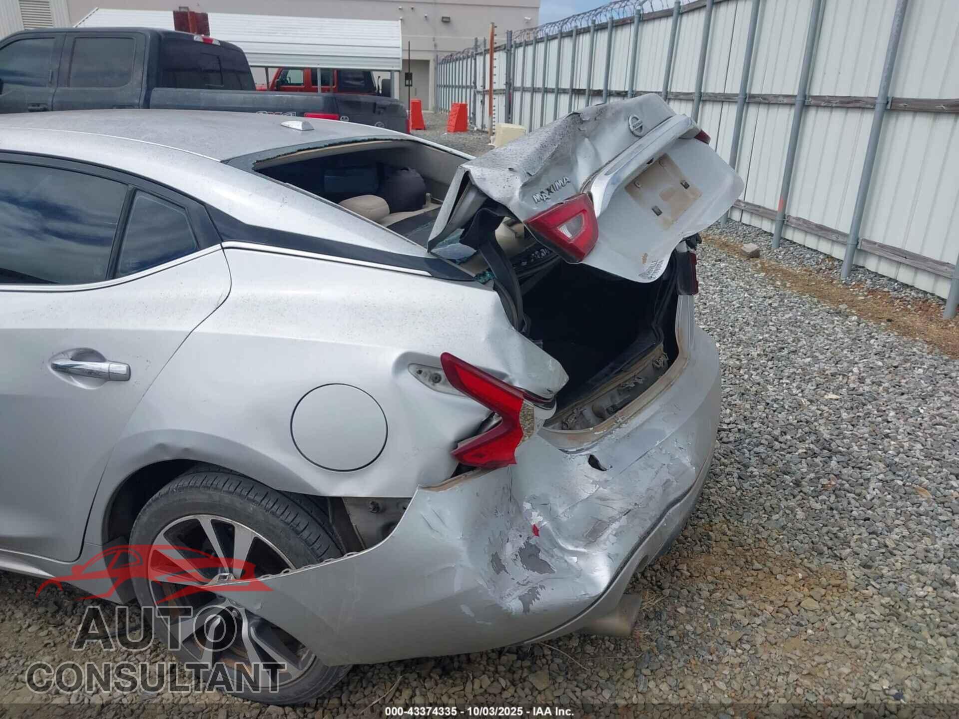 NISSAN MAXIMA 2017 - 1N4AA6AP1HC367019