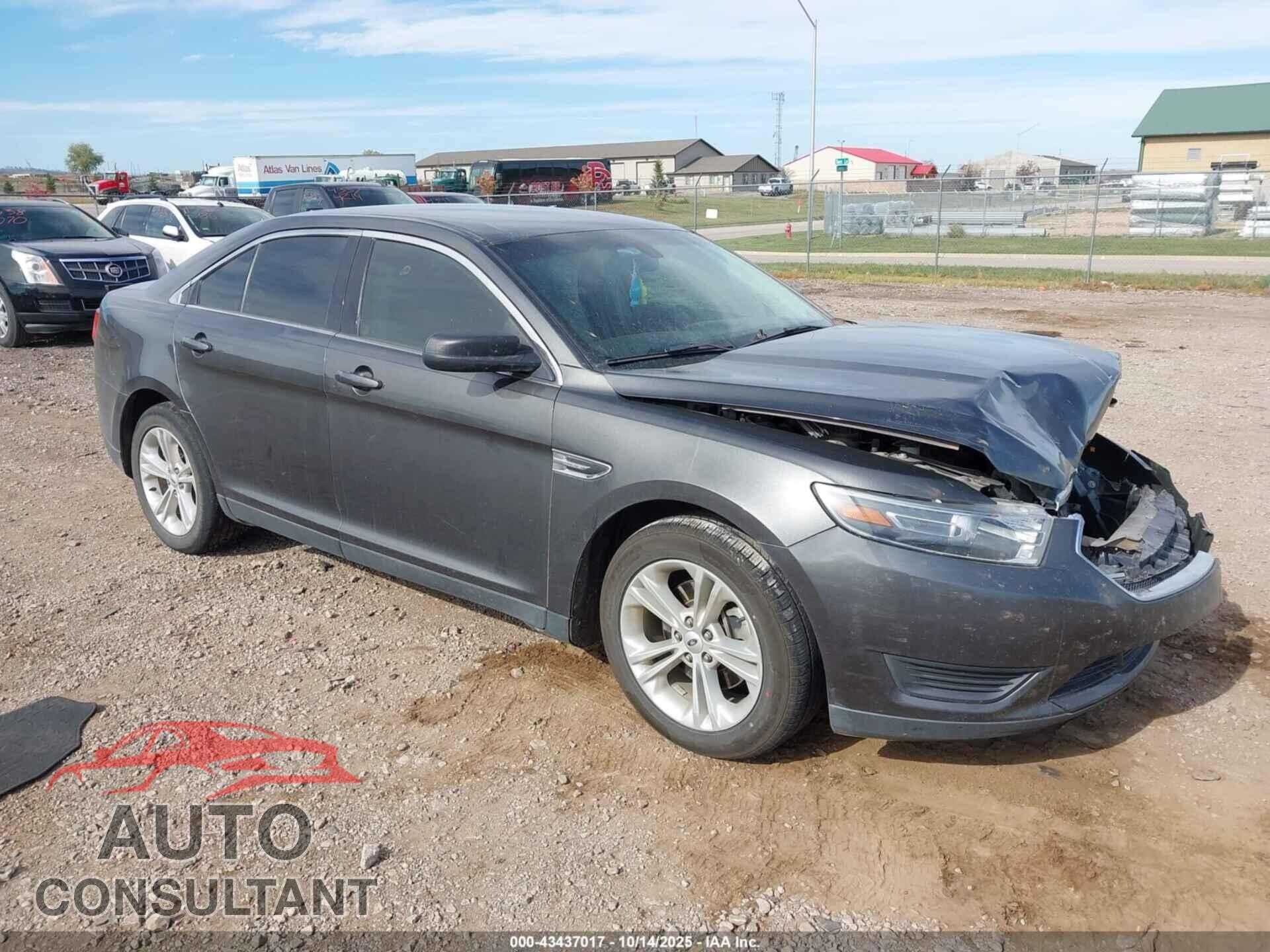 FORD TAURUS 2017 - 1FAHP2D84HG110858