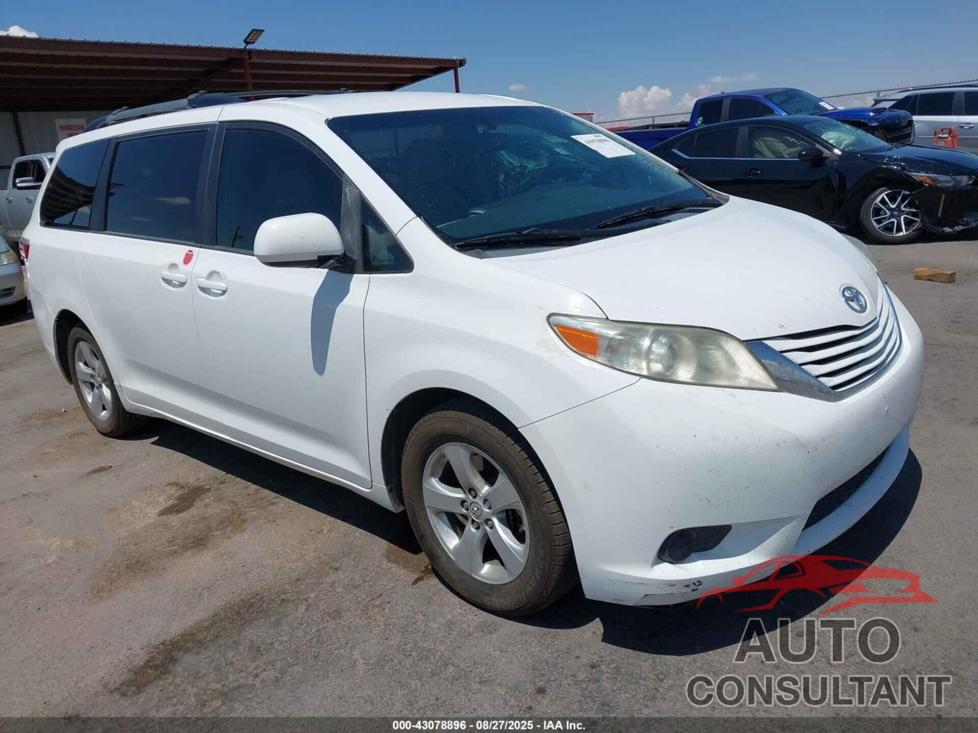 TOYOTA SIENNA 2016 - 5TDKK3DC9GS697457