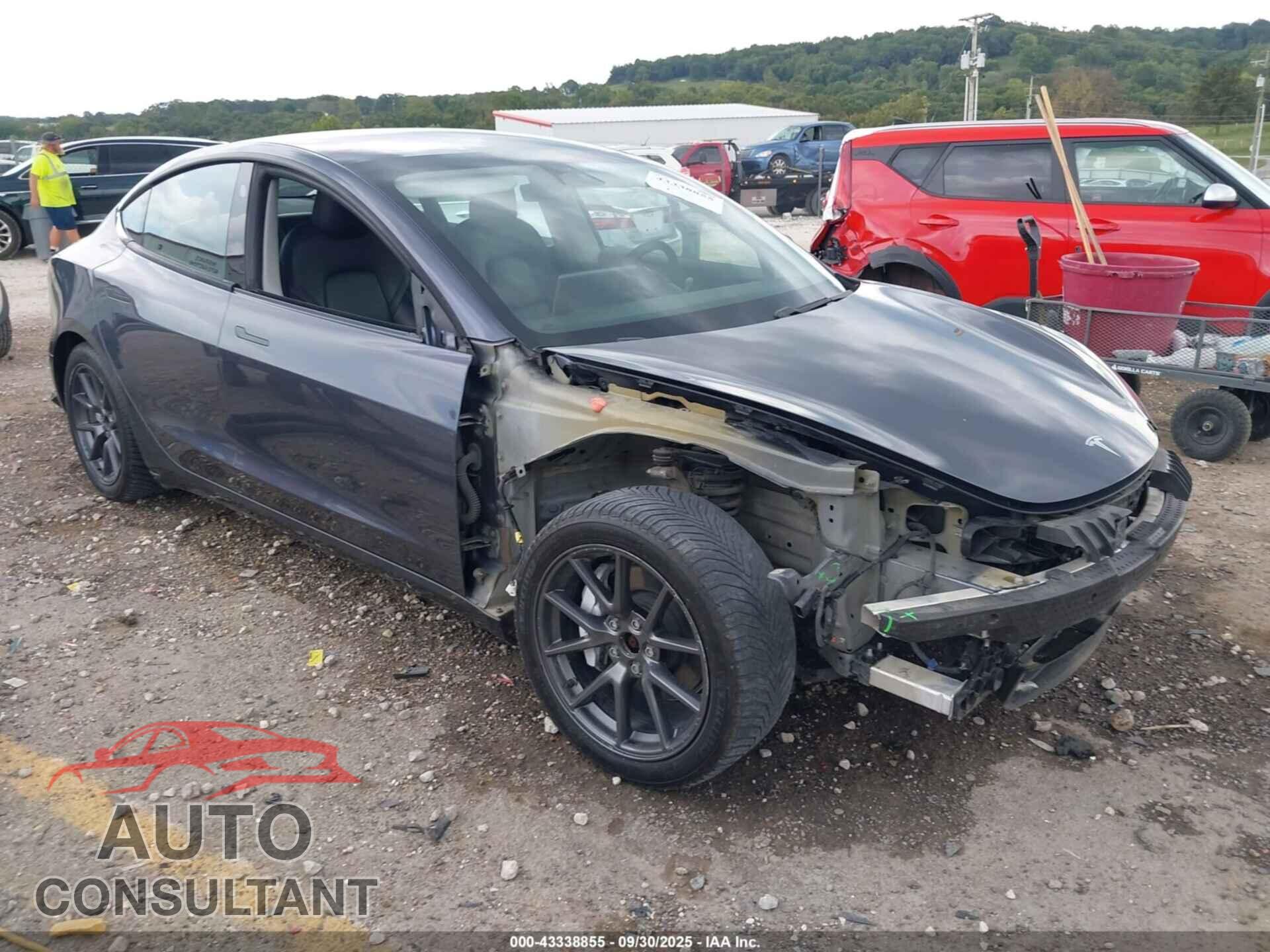 TESLA MODEL 3 2021 - 5YJ3E1EB9MF938469