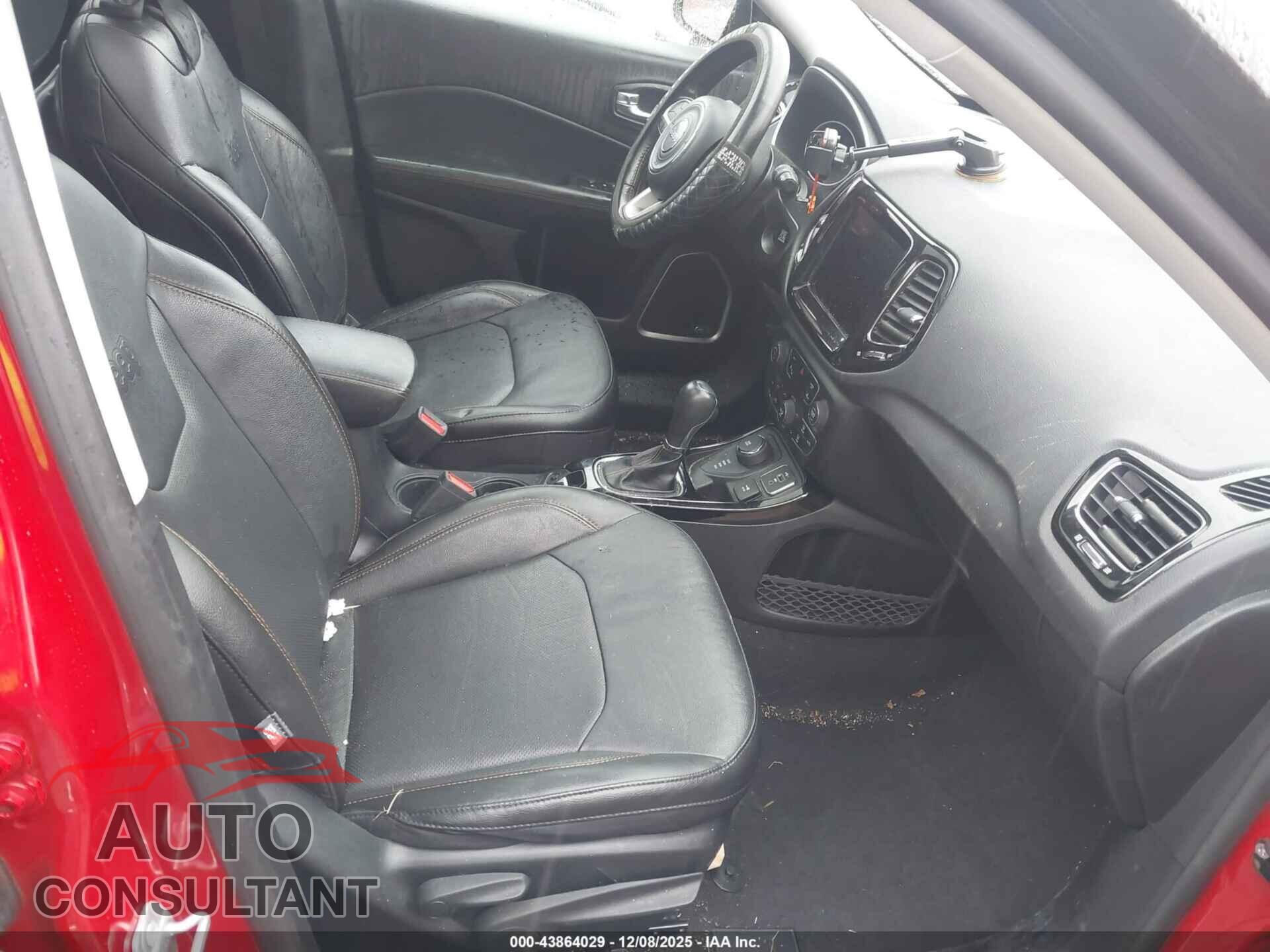 JEEP COMPASS 2021 - 3C4NJDCB6MT544874