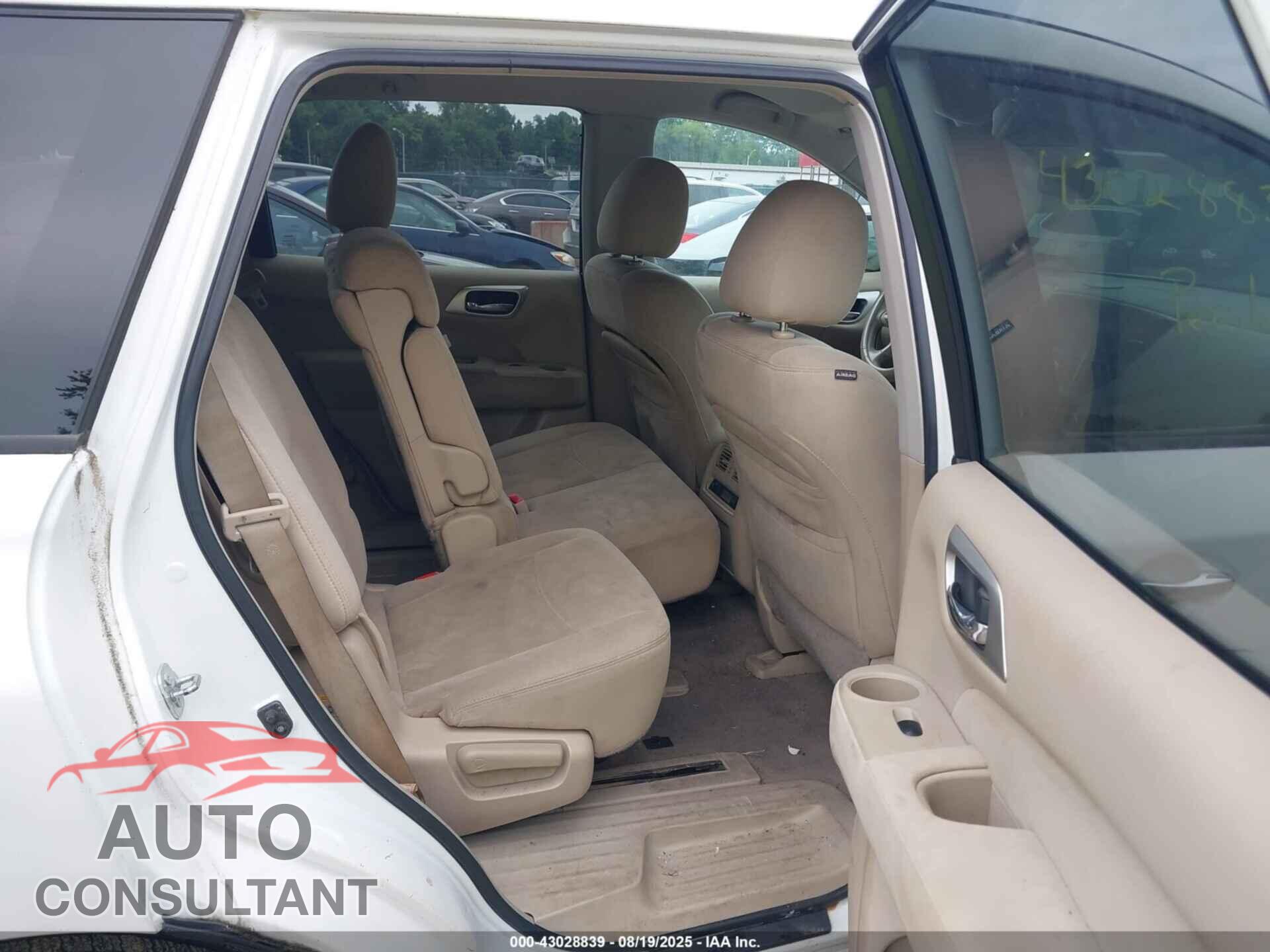 NISSAN PATHFINDER 2013 - 5N1AR2MM7DC664458