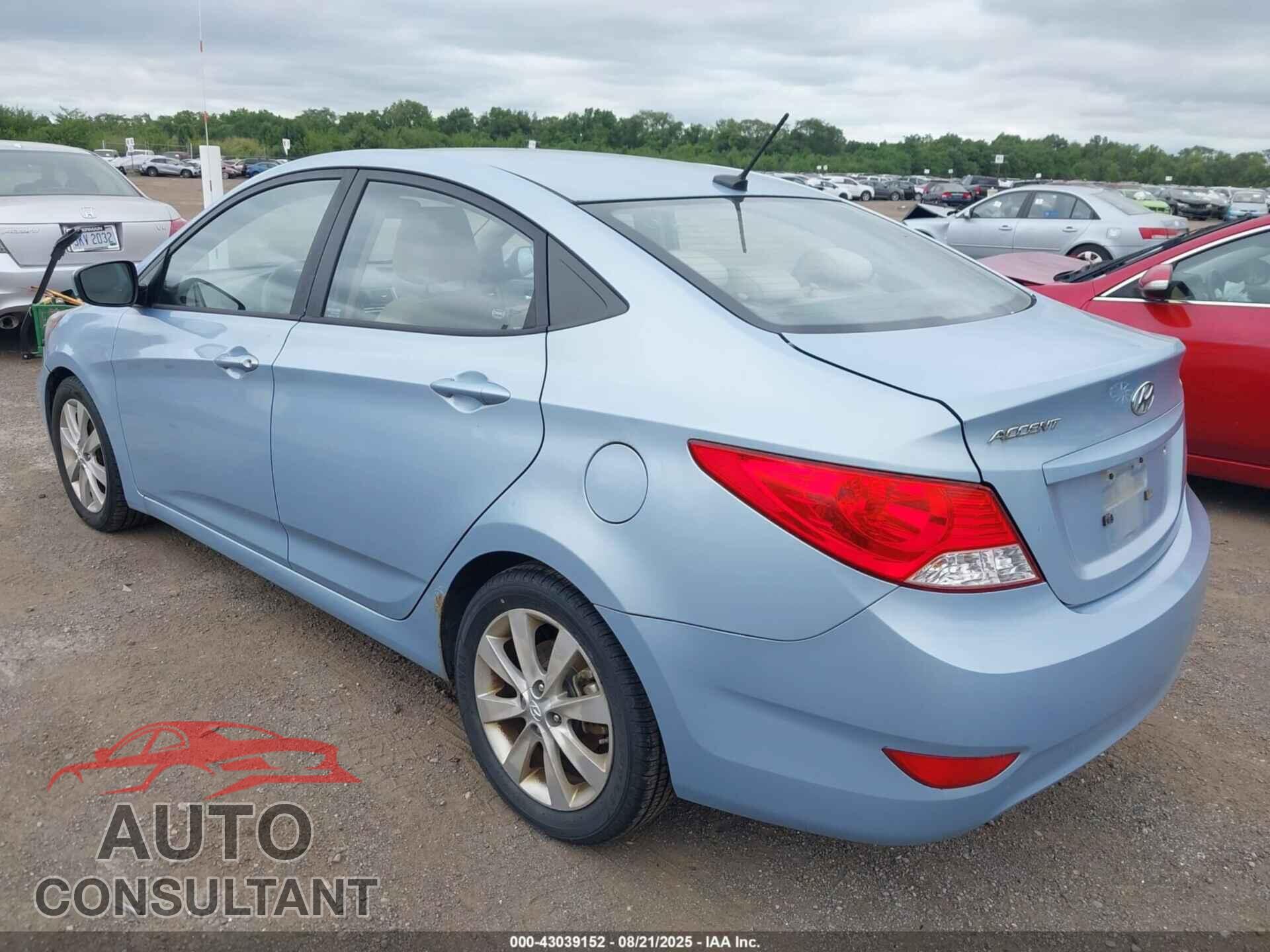 HYUNDAI ACCENT 2012 - KMHCU4AE8CU078795