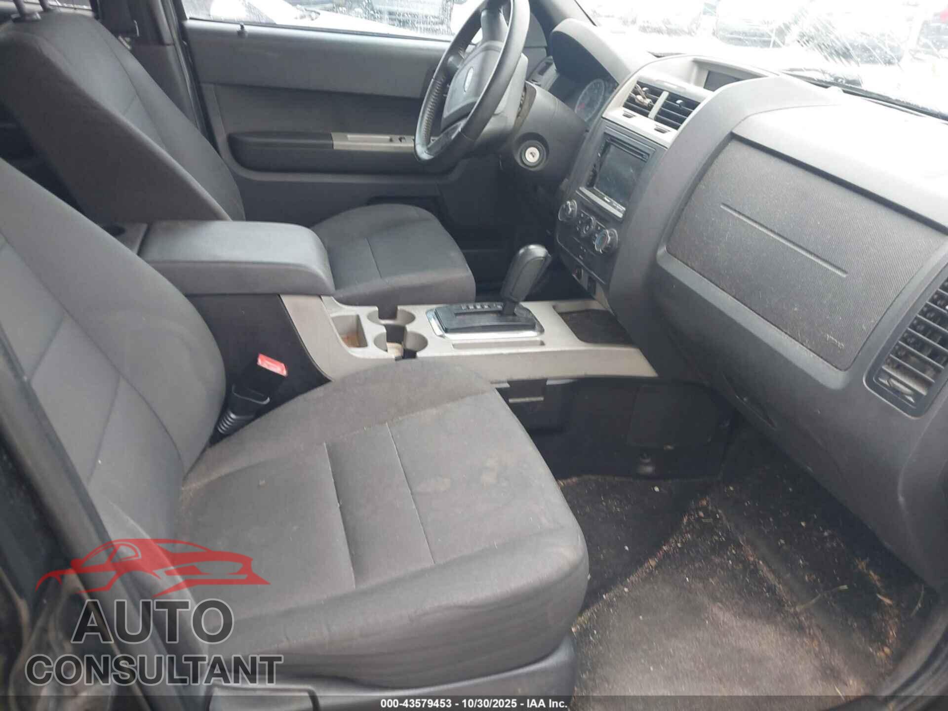 FORD ESCAPE 2011 - 1FMCU0D78BKB74992