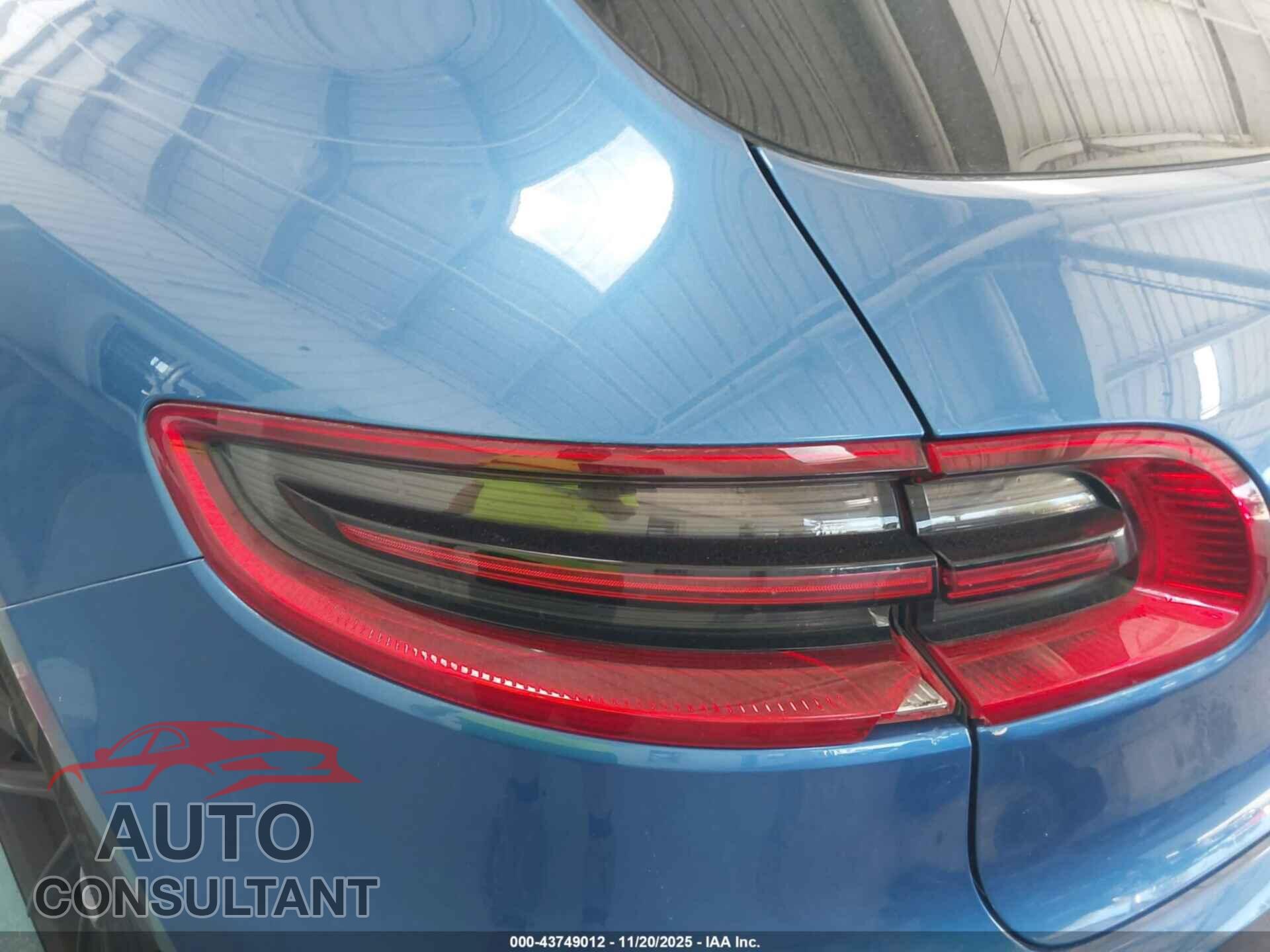 PORSCHE MACAN 2015 - WP1AB2A5XFLB64897