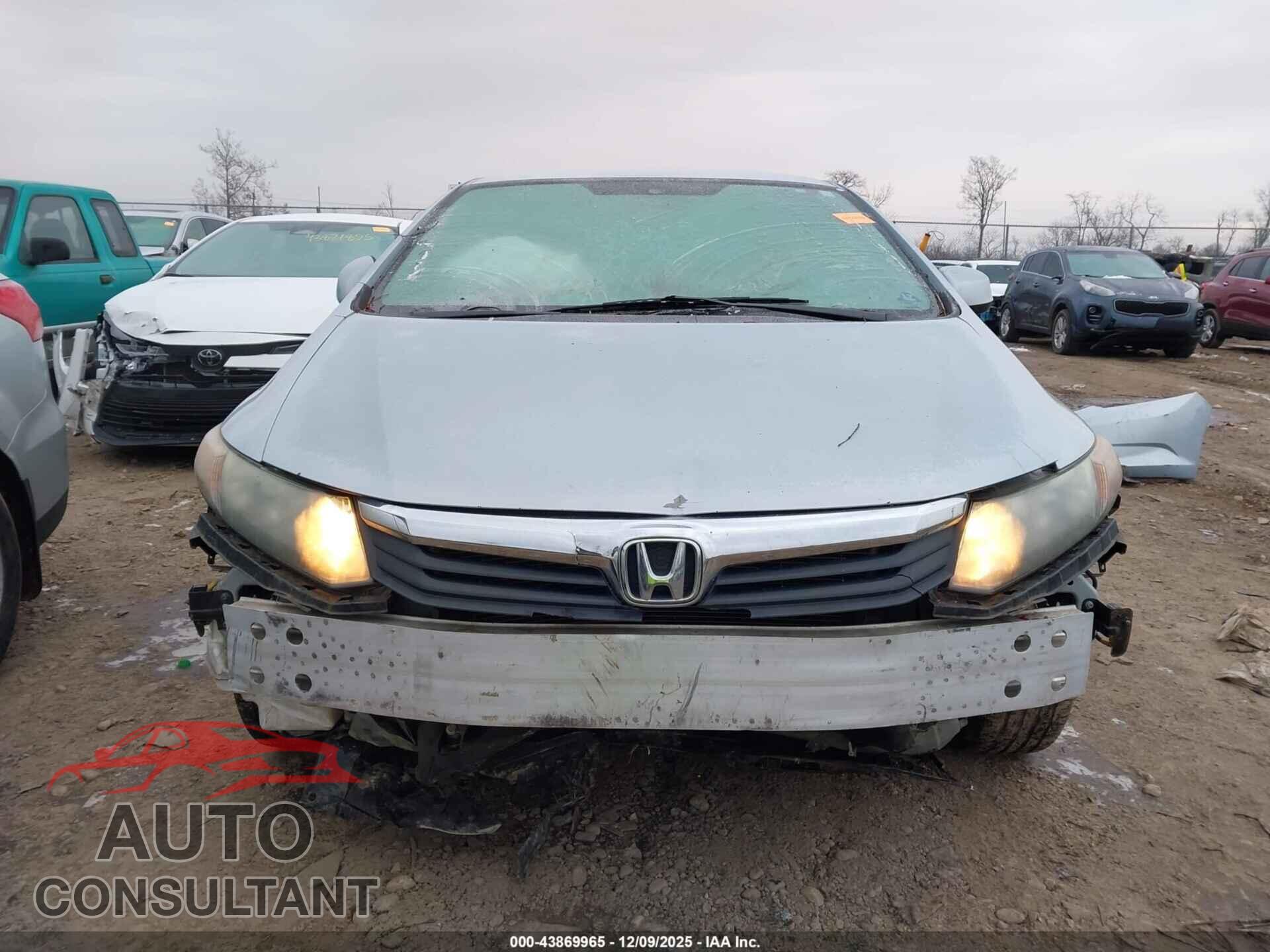 HONDA CIVIC 2012 - 2HGFB2F55CH536592