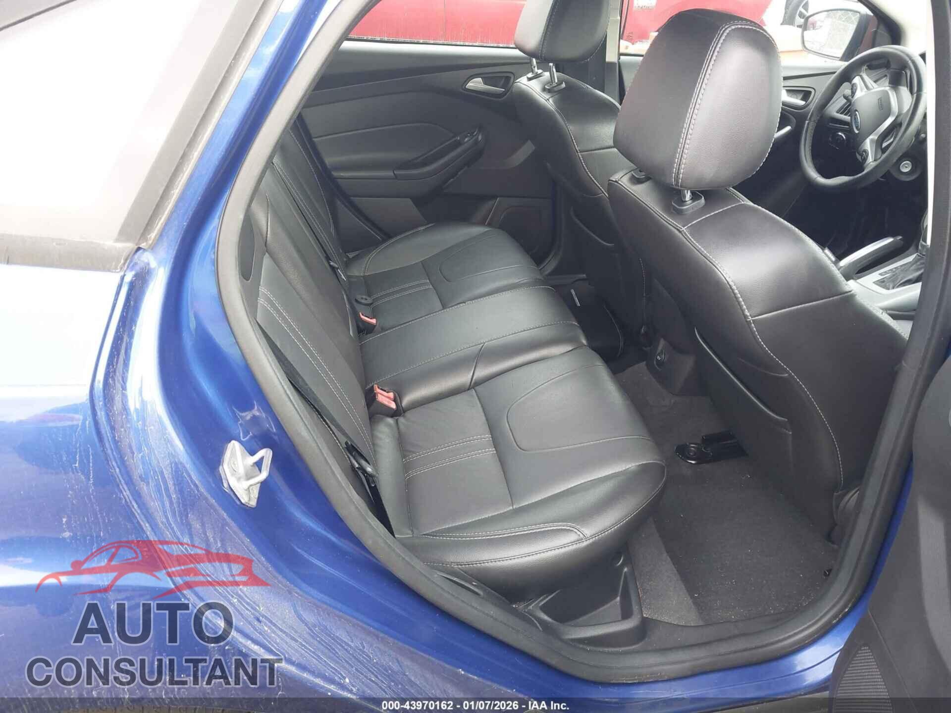 FORD FOCUS 2014 - 1FADP3F28EL102181