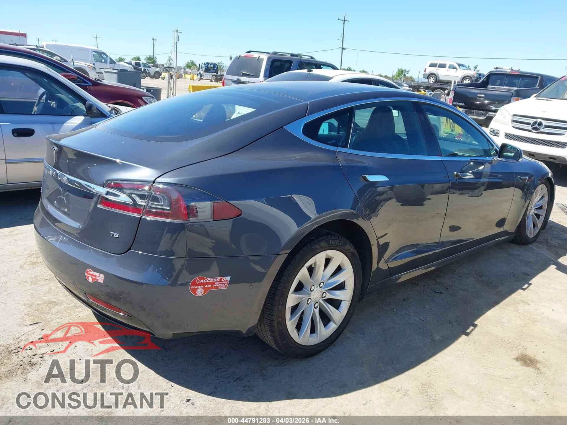 TESLA MODEL S 2017 - 5YJSA1E10HF206557