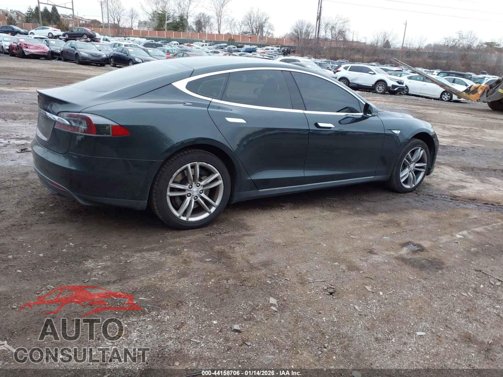 TESLA MODEL S 2012 - 5YJSA1CN3CFP03052