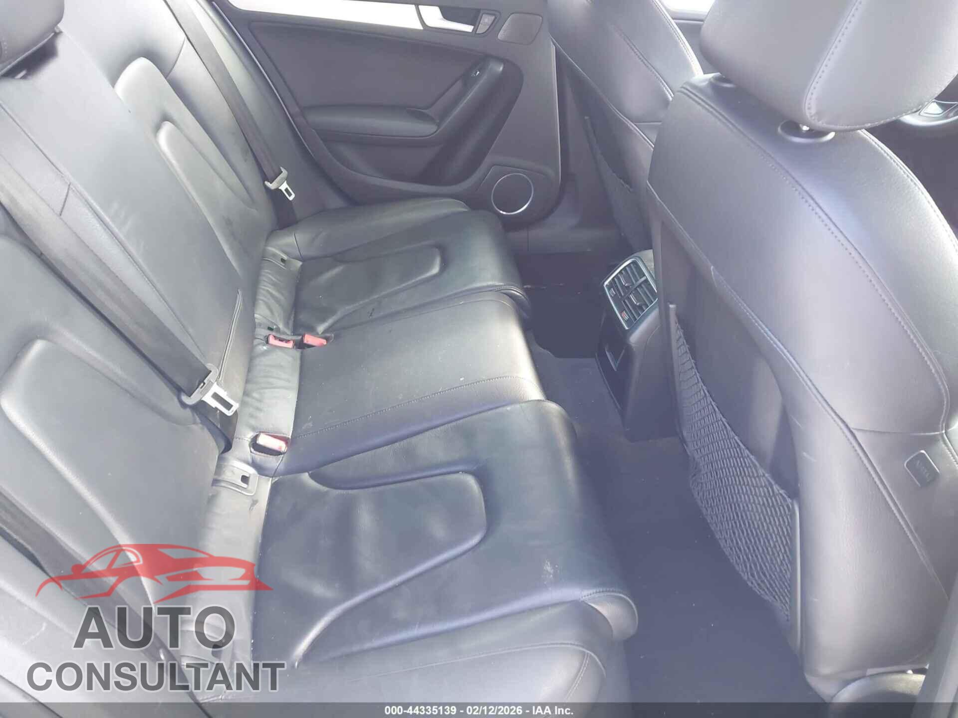 AUDI A4 2013 - WAUFFAFL1DN005438