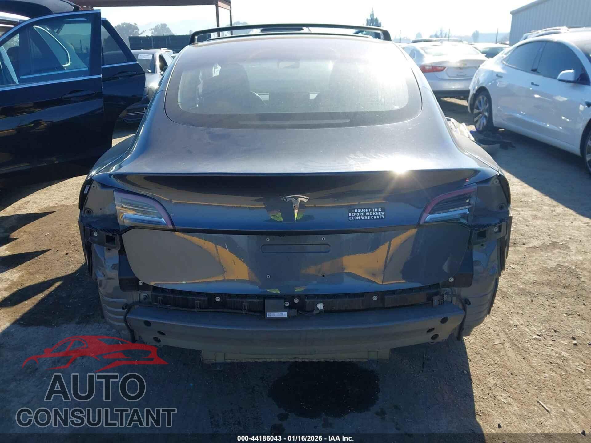 TESLA MODEL 3 2018 - 5YJ3E1EA2JF037592