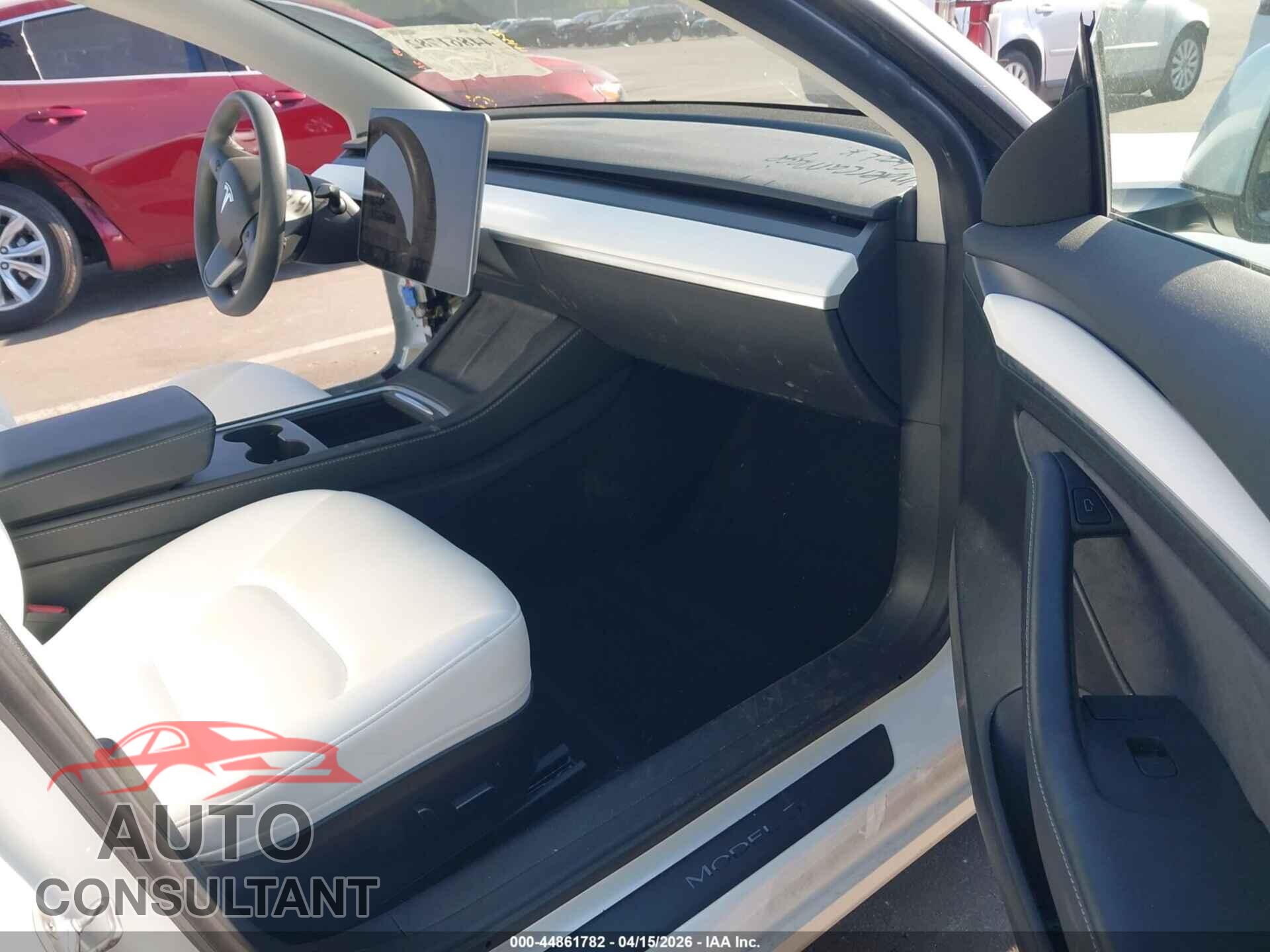 TESLA MODEL 3 2023 - 5YJ3E1EA8PF470245