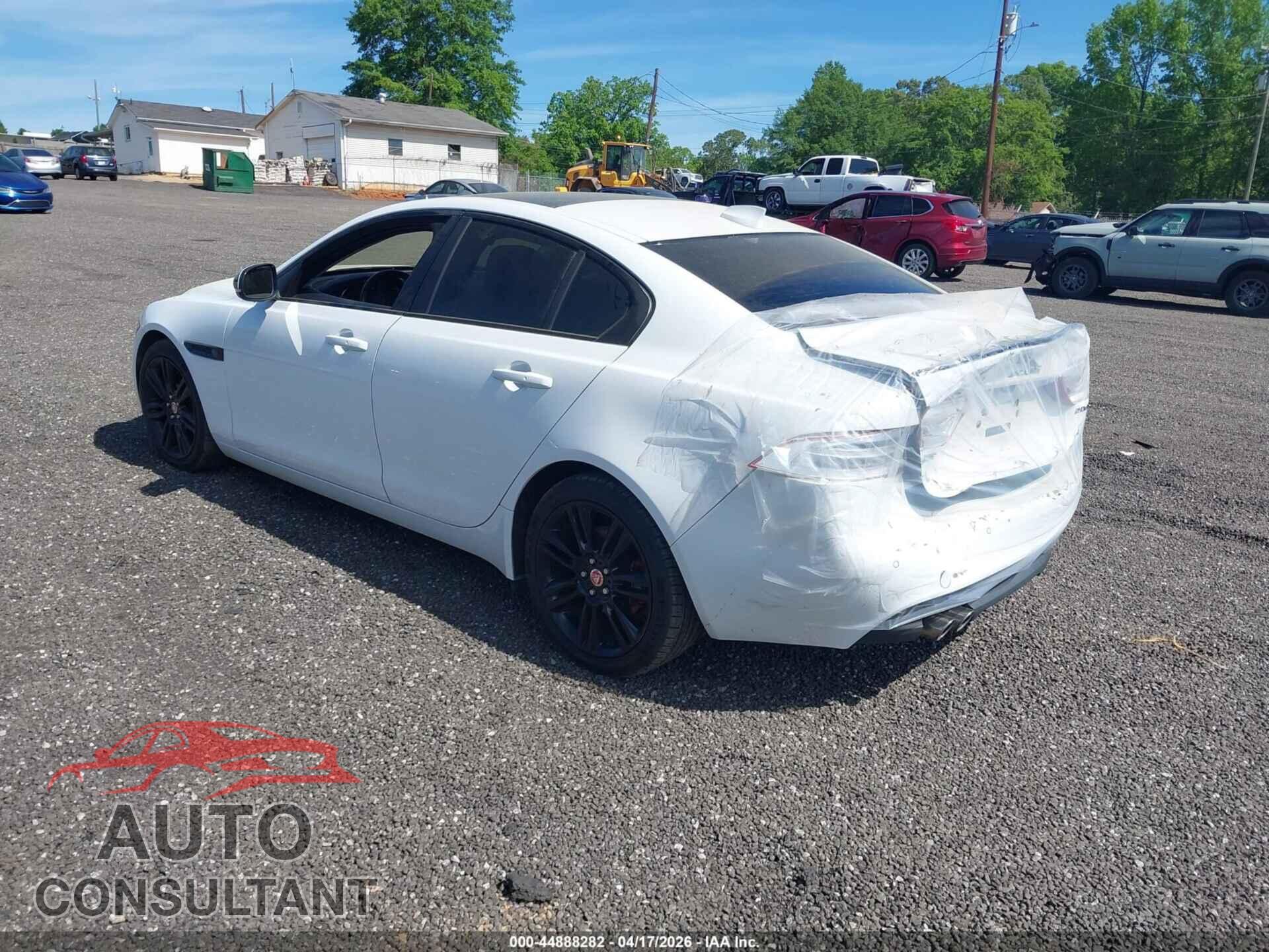 JAGUAR XE 2017 - SAJAE4BN0HA968323