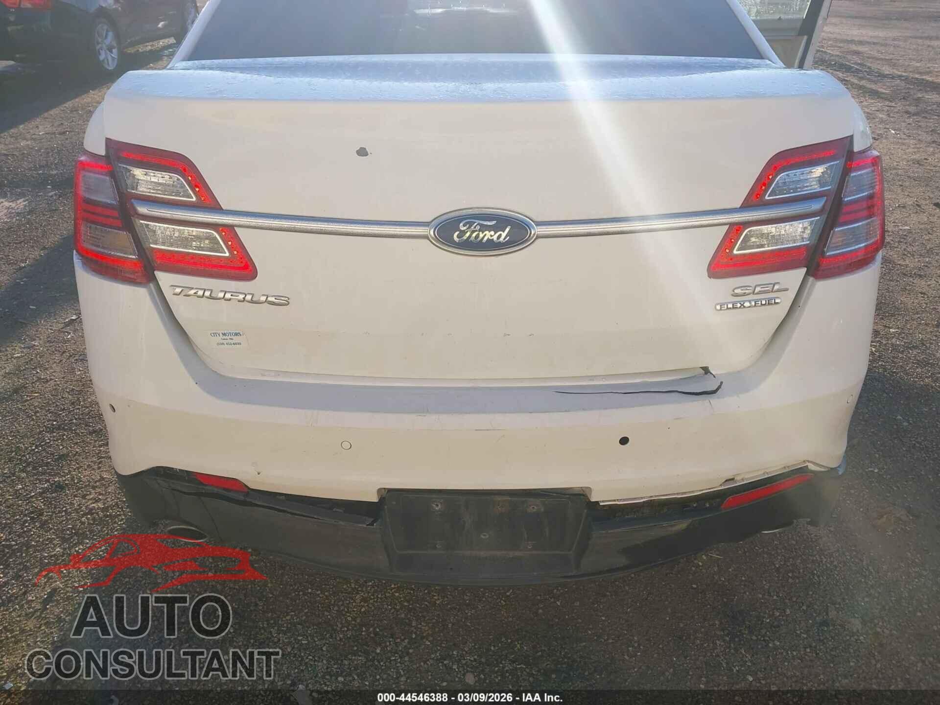 FORD TAURUS 2013 - 1FAHP2E88DG214939